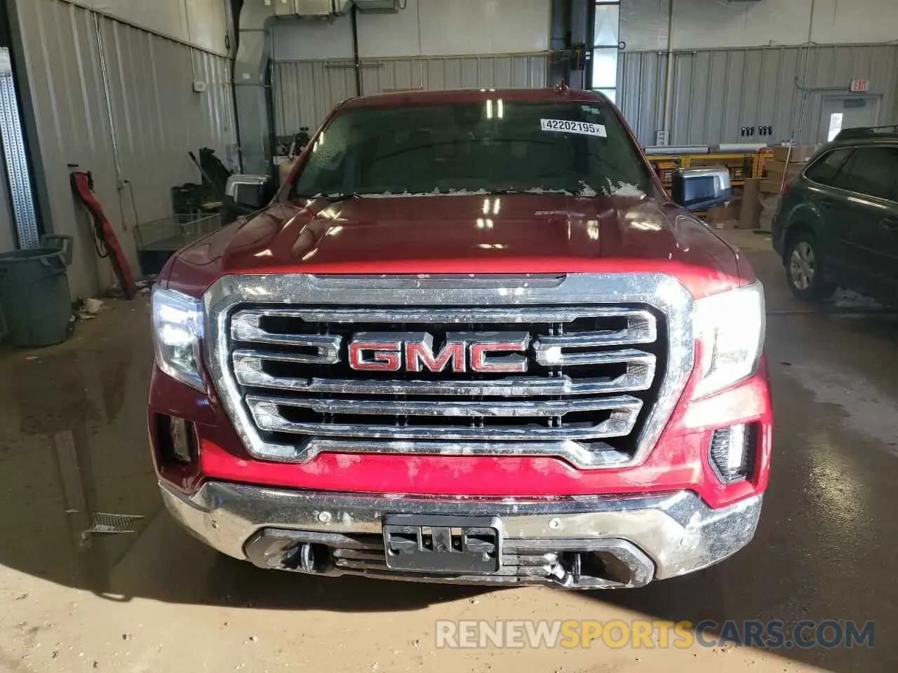 5 Photograph of a damaged car 1GTU9DEL4LZ146306 GMC SIERRA 2020