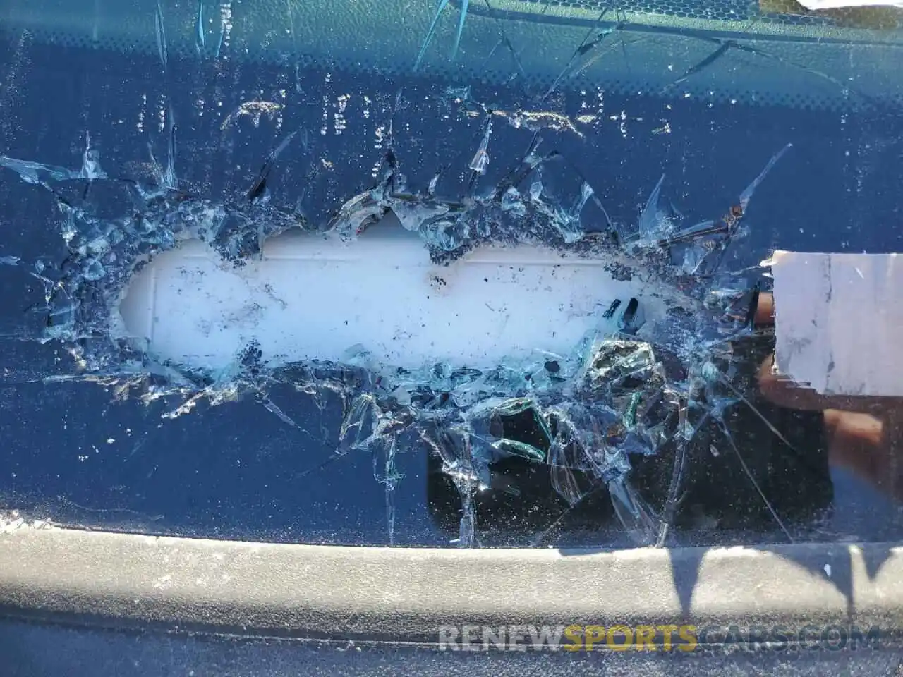 13 Photograph of a damaged car 1GTU9FEL1LZ173510 GMC SIERRA 2020