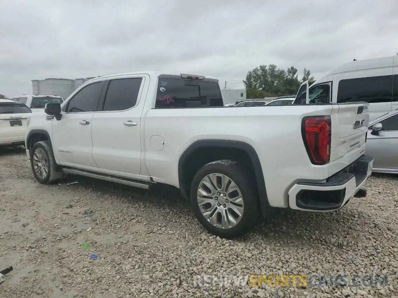 2 Photograph of a damaged car 1GTU9FEL1LZ173510 GMC SIERRA 2020