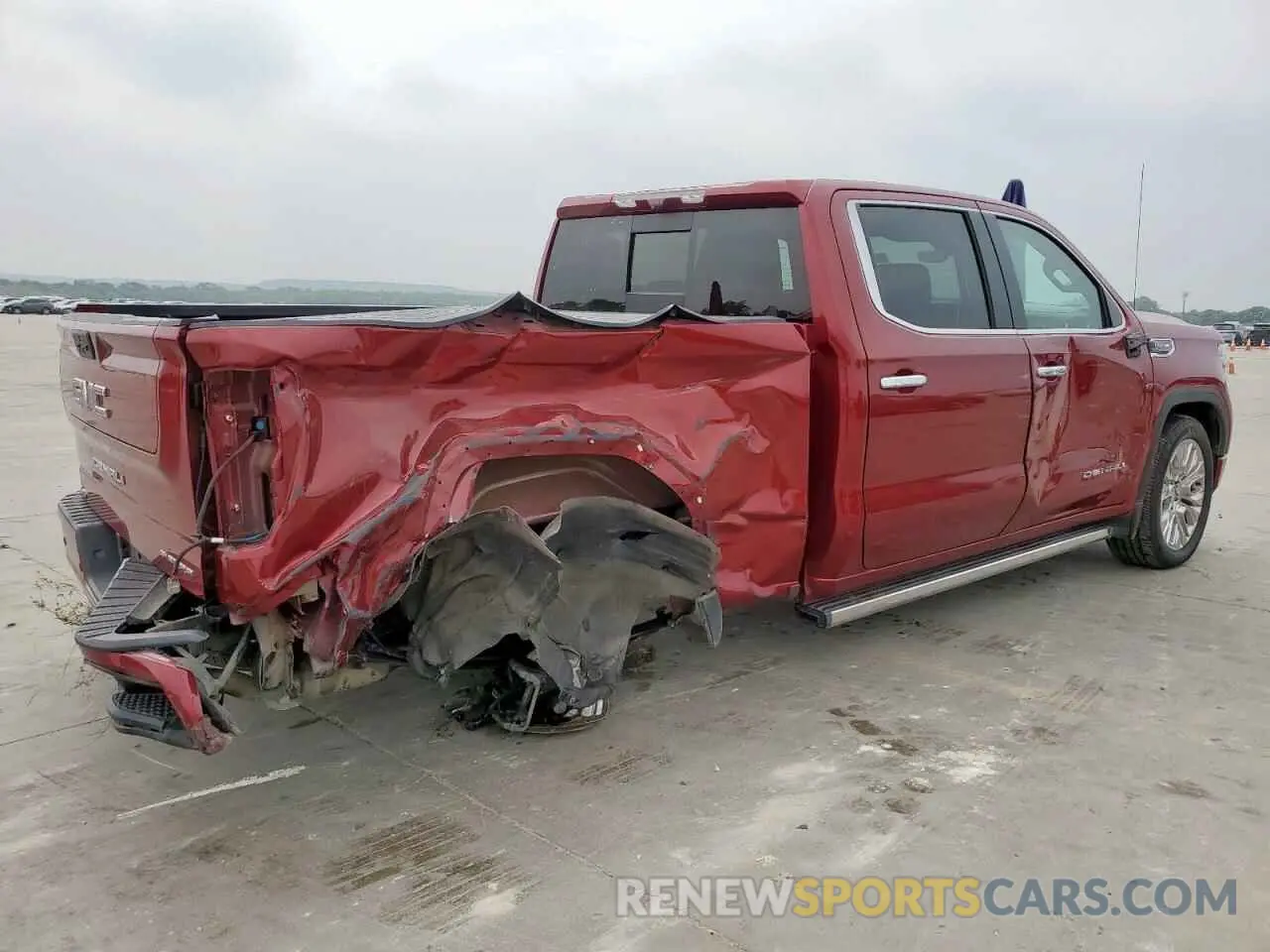 3 Photograph of a damaged car 1GTU9FEL3LZ194035 GMC SIERRA 2020