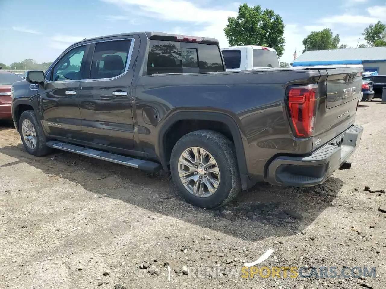 2 Photograph of a damaged car 1GTU9FEL8LZ107794 GMC SIERRA 2020