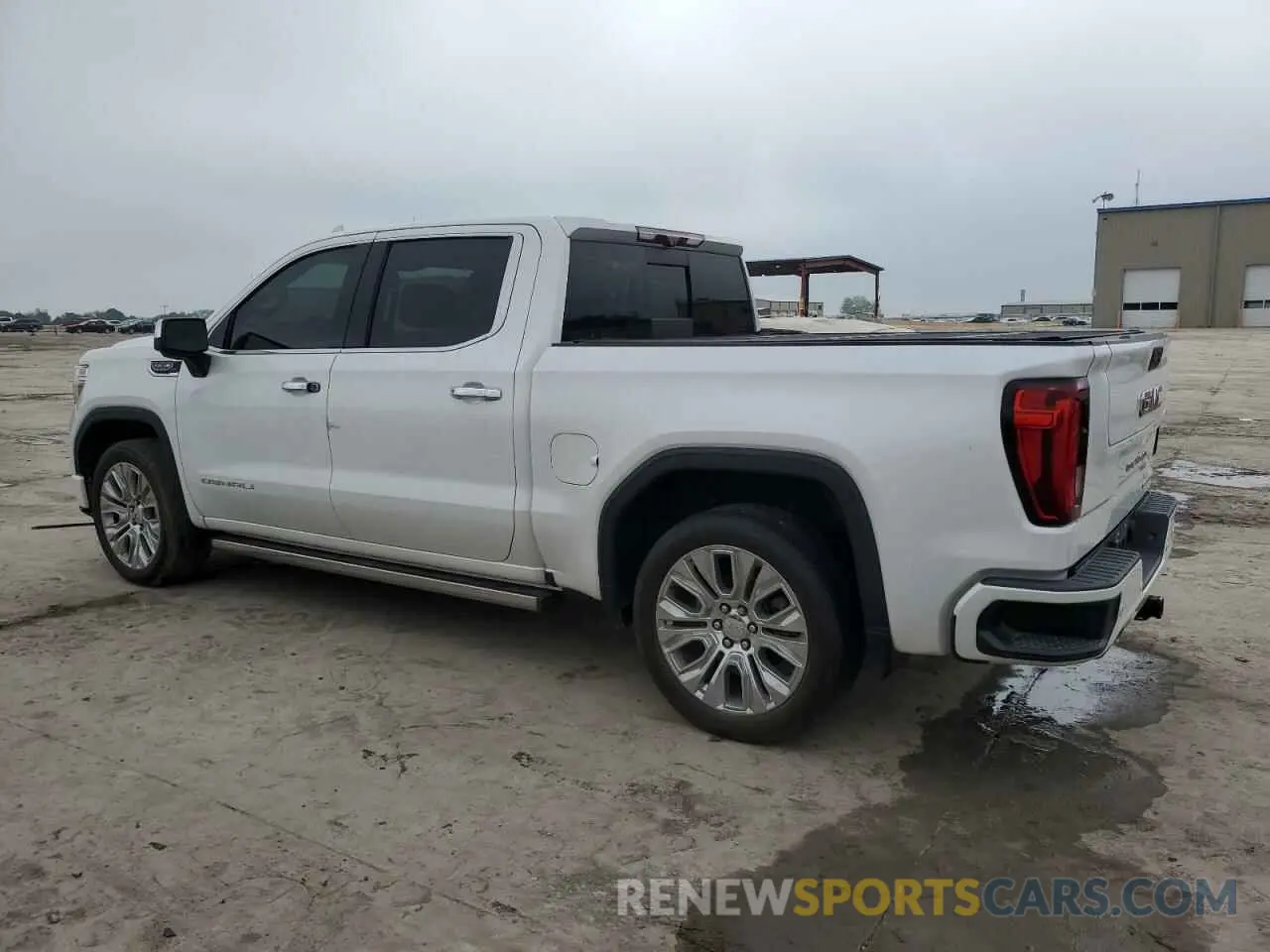 2 Photograph of a damaged car 1GTU9FELXLZ252559 GMC SIERRA 2020