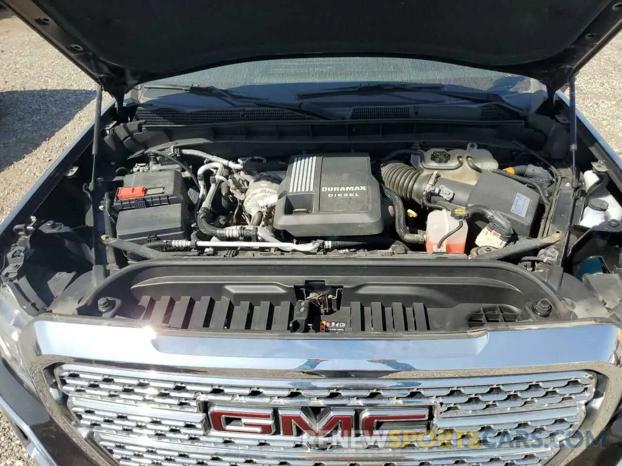 11 Photograph of a damaged car 1GTU9FET5LZ289101 GMC SIERRA 2020
