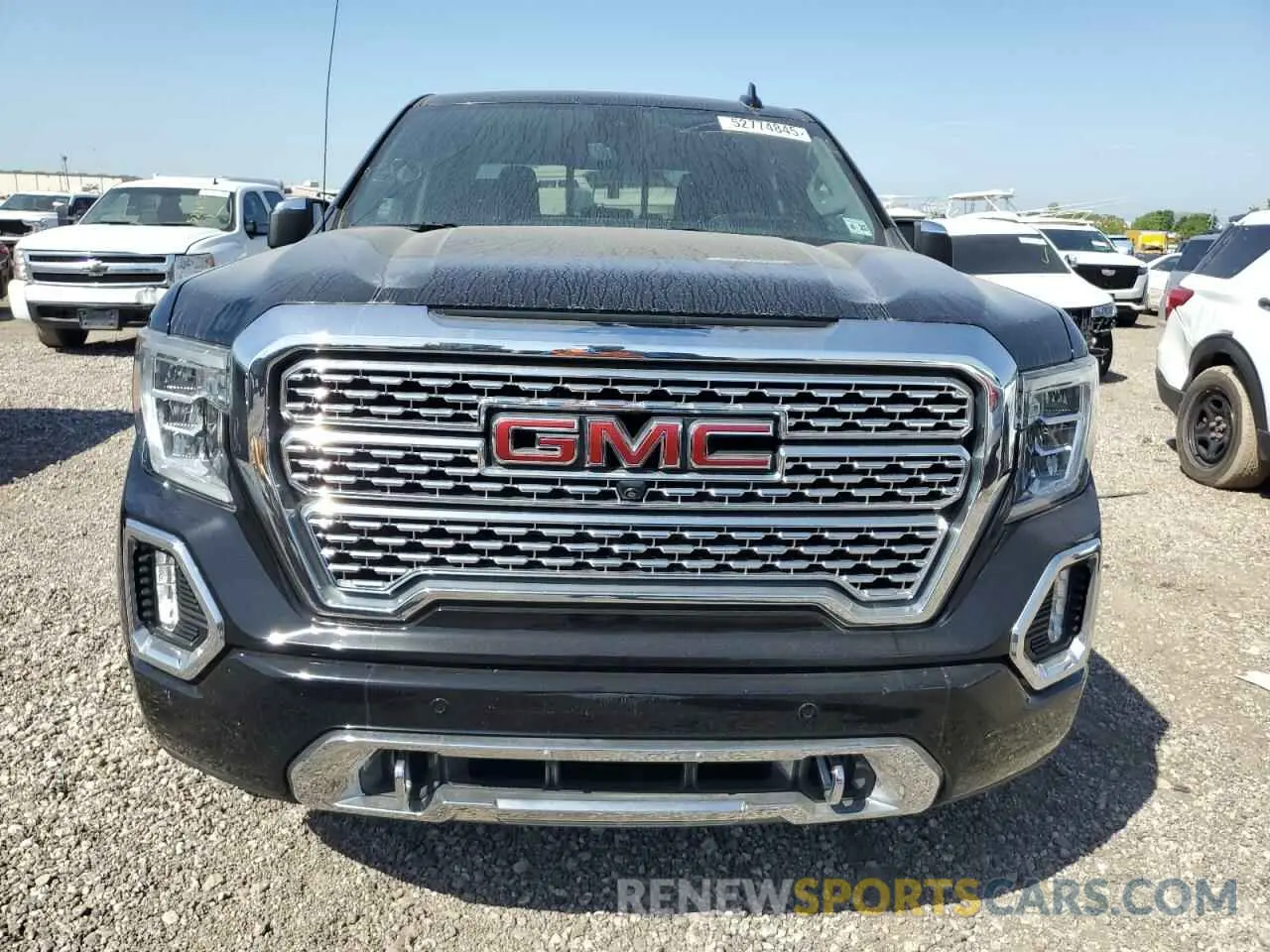 5 Photograph of a damaged car 1GTU9FET5LZ289101 GMC SIERRA 2020
