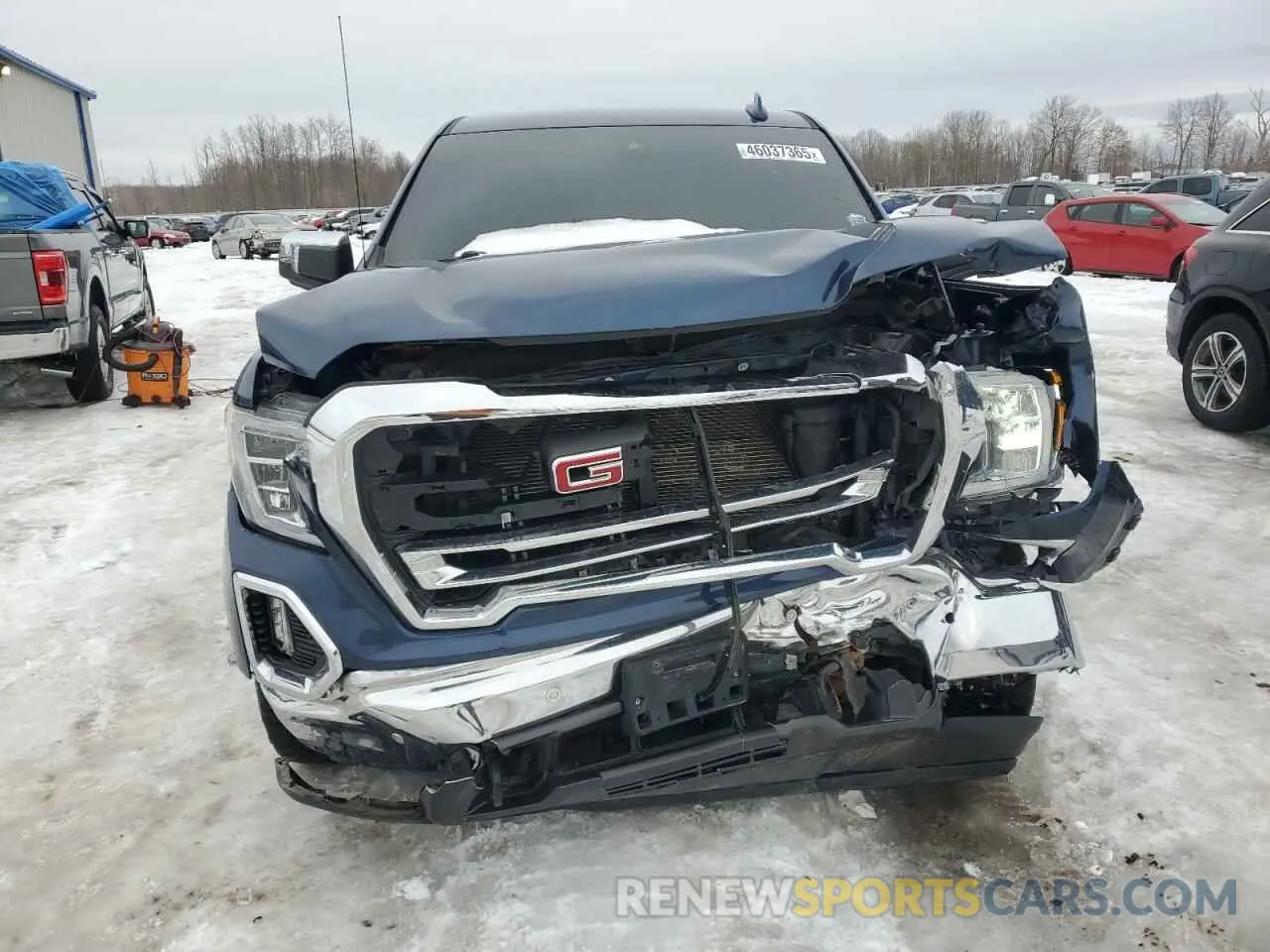 5 Photograph of a damaged car 1GTV9DEL6LZ100044 GMC SIERRA 2020