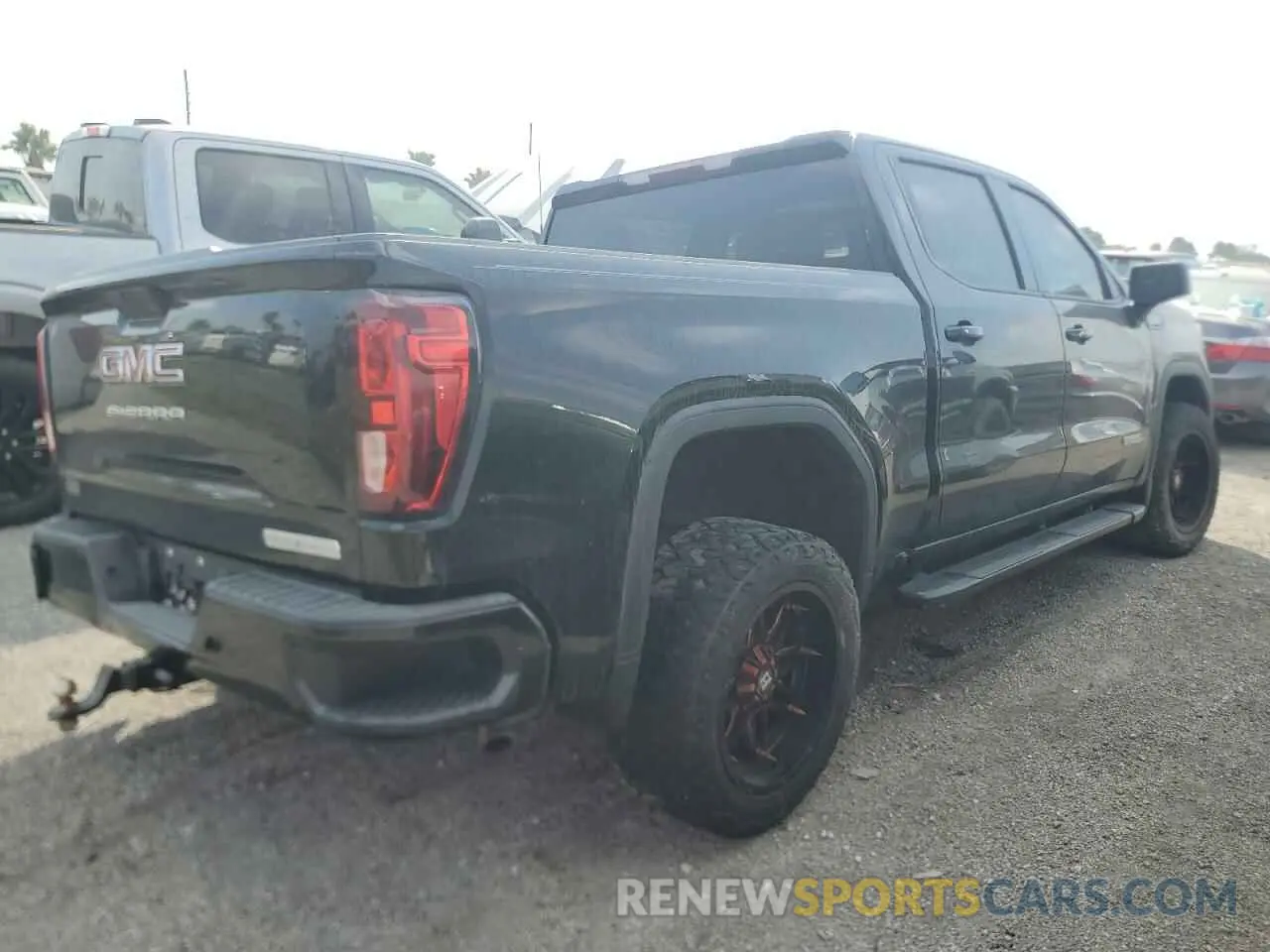 3 Photograph of a damaged car 3GTP8CED4LG107573 GMC SIERRA 2020