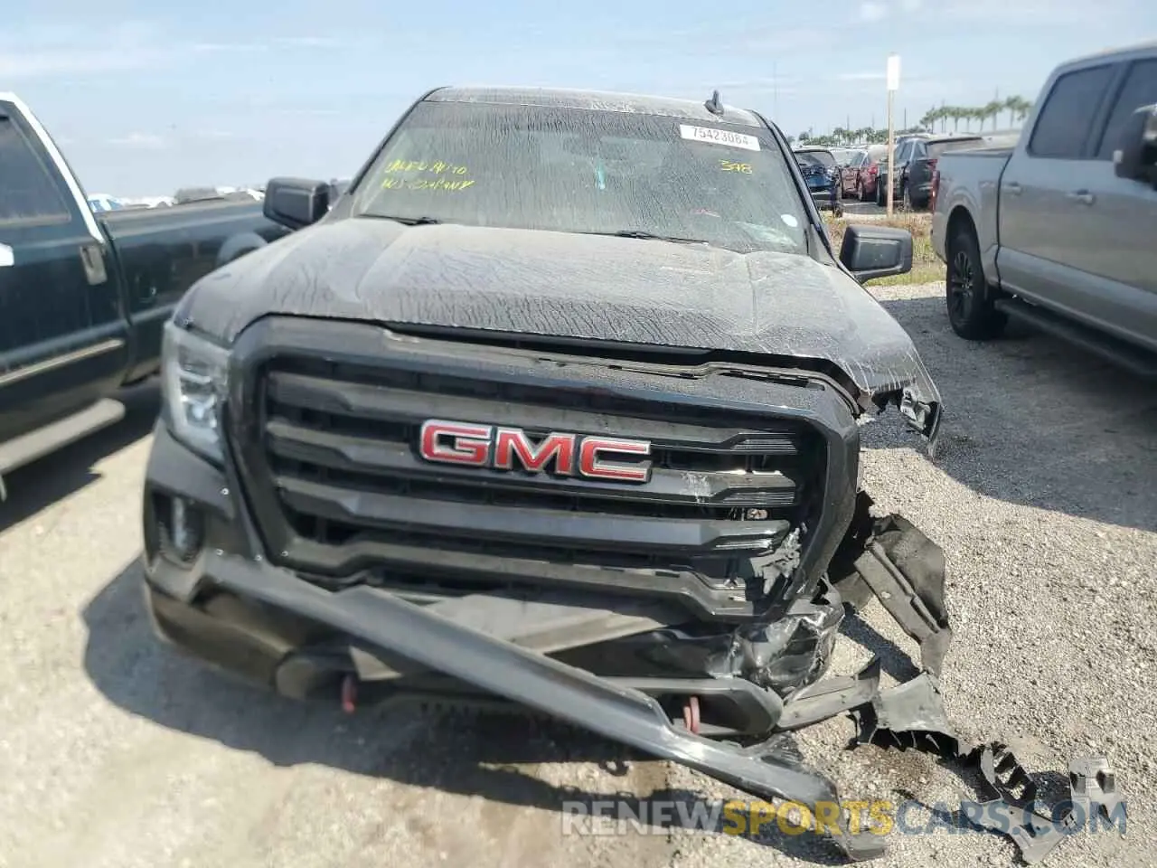 5 Photograph of a damaged car 3GTP8CED4LG107573 GMC SIERRA 2020