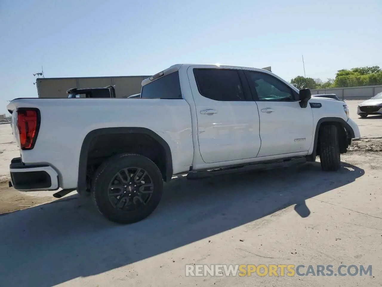 3 Photograph of a damaged car 3GTP8CED6LG225141 GMC SIERRA 2020