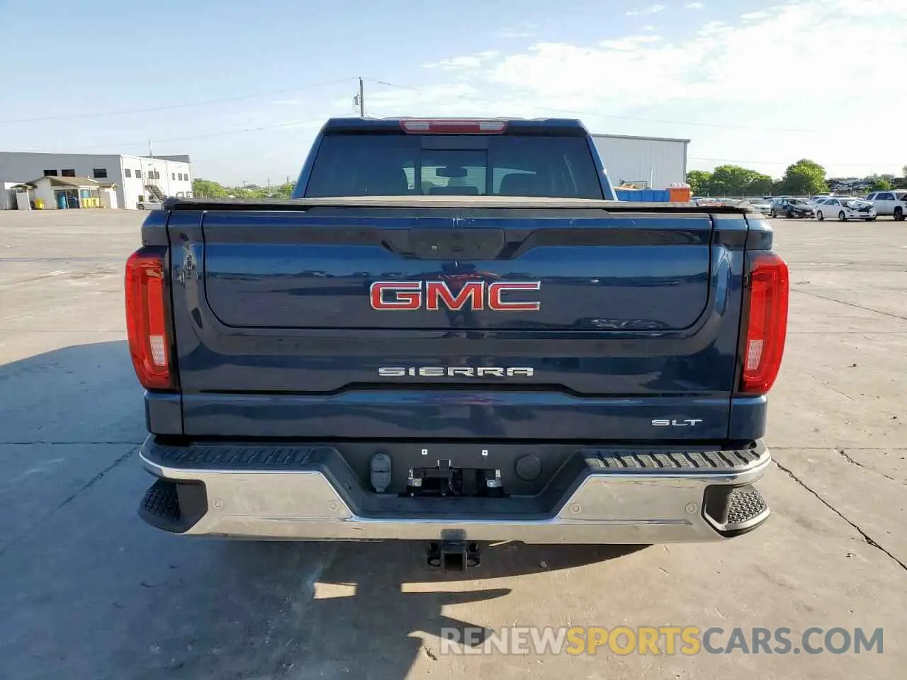 6 Photograph of a damaged car 3GTP8DED2LG116911 GMC SIERRA 2020