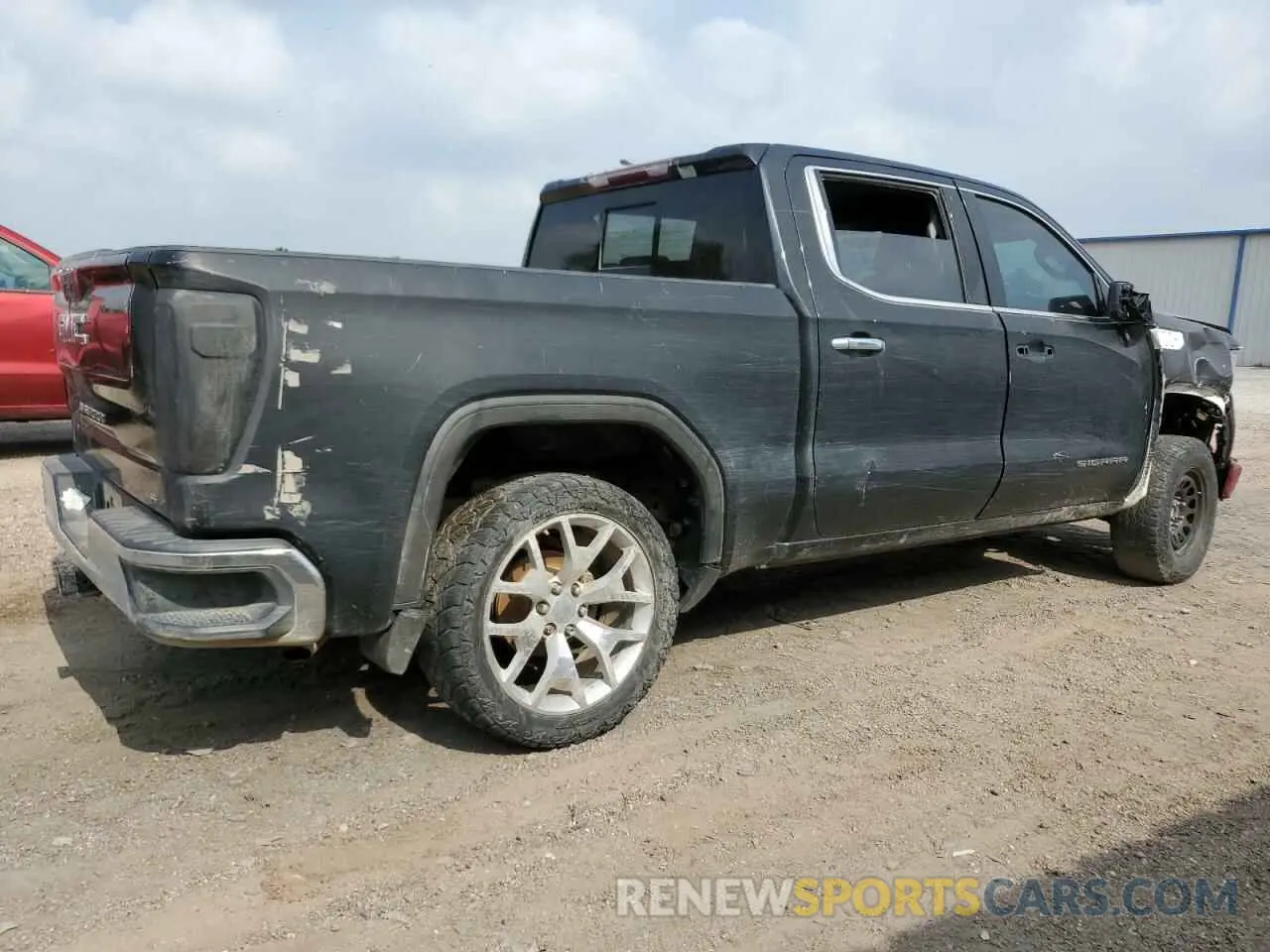 3 Photograph of a damaged car 3GTP8DED9LG292449 GMC SIERRA 2020