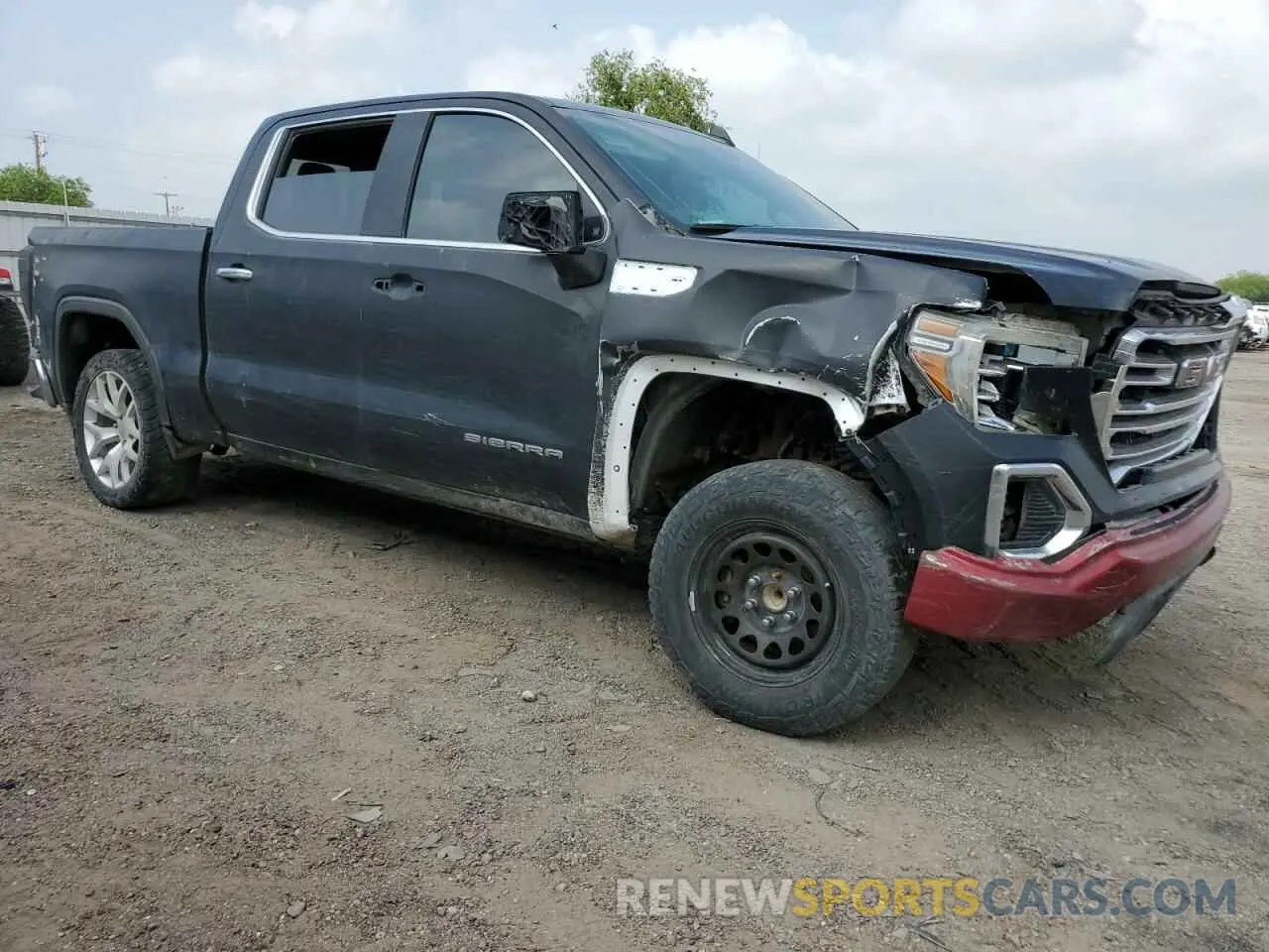 4 Photograph of a damaged car 3GTP8DED9LG292449 GMC SIERRA 2020