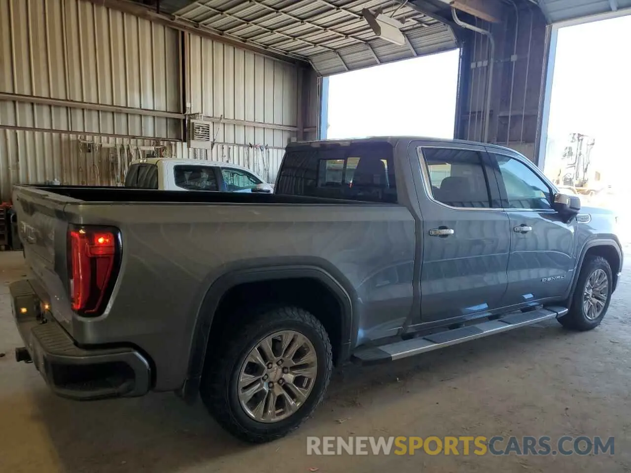 3 Photograph of a damaged car 3GTP8FED6LG302222 GMC SIERRA 2020