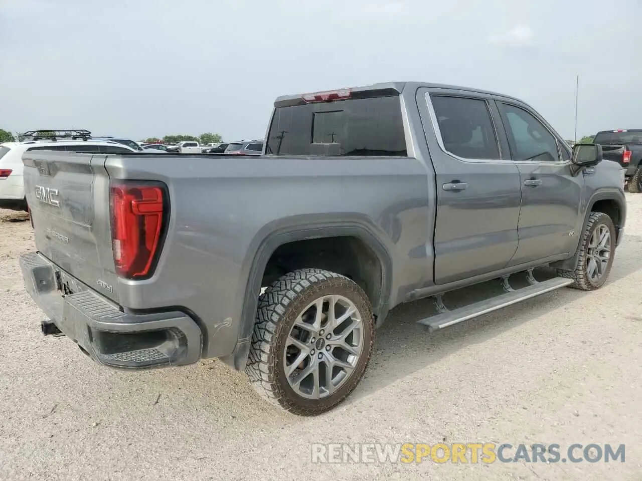 3 Photograph of a damaged car 3GTP9EED6LG318850 GMC SIERRA 2020