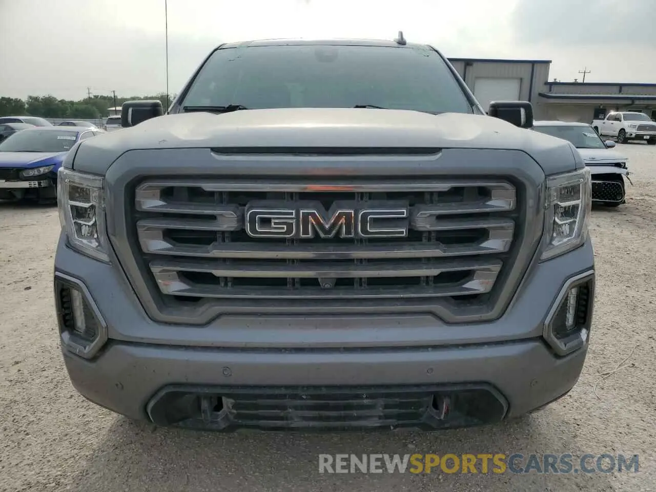 5 Photograph of a damaged car 3GTP9EED6LG318850 GMC SIERRA 2020