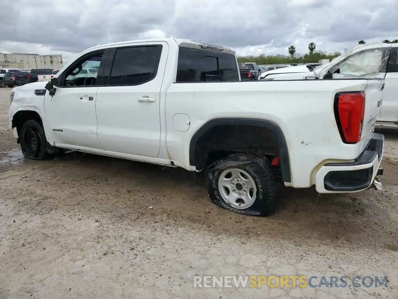 2 Photograph of a damaged car 3GTP9EED9LG253928 GMC SIERRA 2020