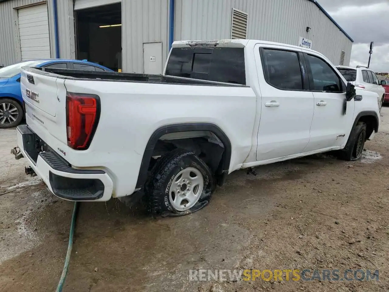 3 Photograph of a damaged car 3GTP9EED9LG253928 GMC SIERRA 2020