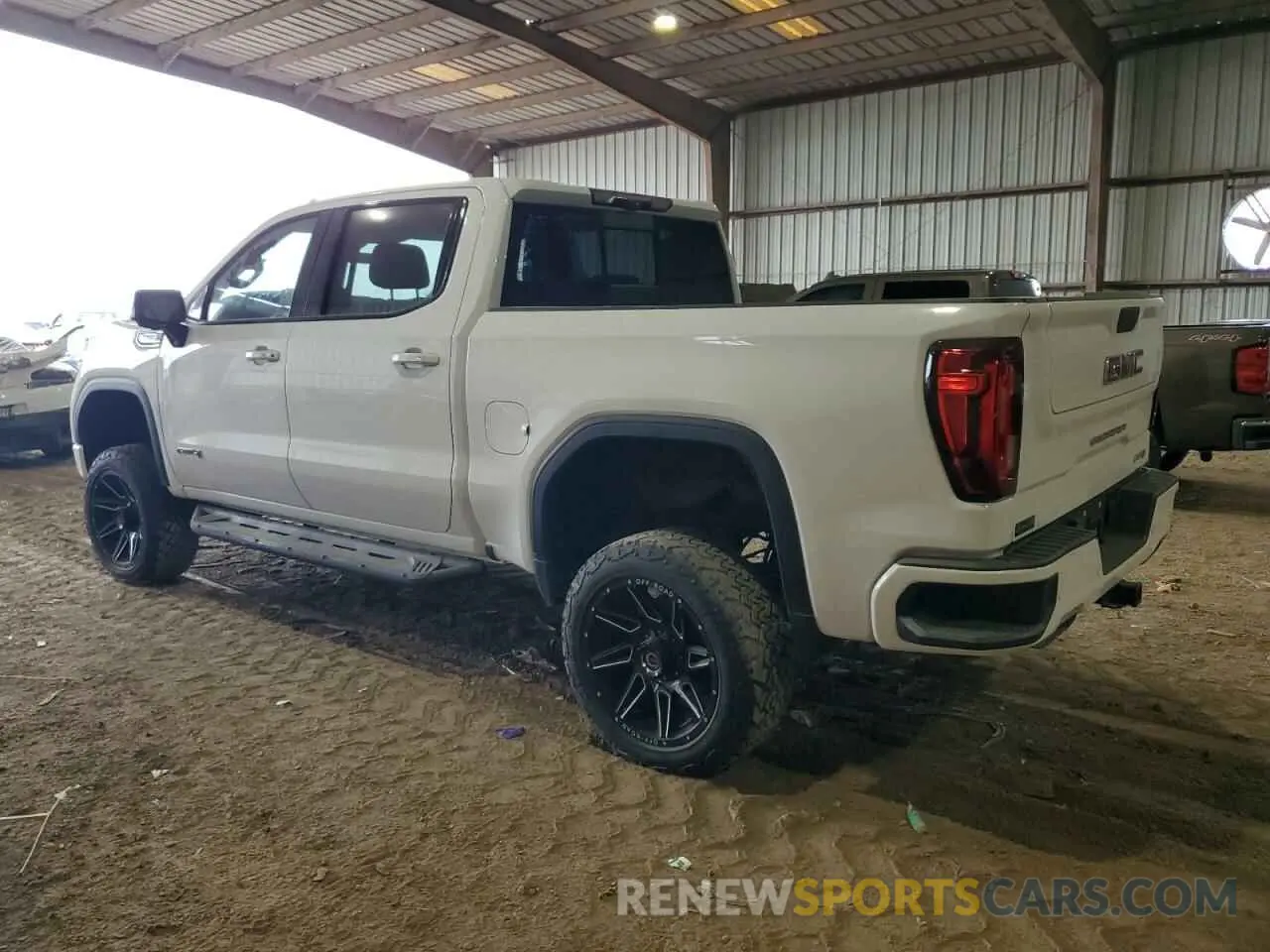 2 Photograph of a damaged car 3GTP9EEL8LG412753 GMC SIERRA 2020
