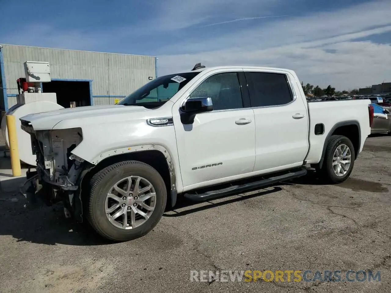1 Photograph of a damaged car 3GTU8BED0LG323322 GMC SIERRA 2020