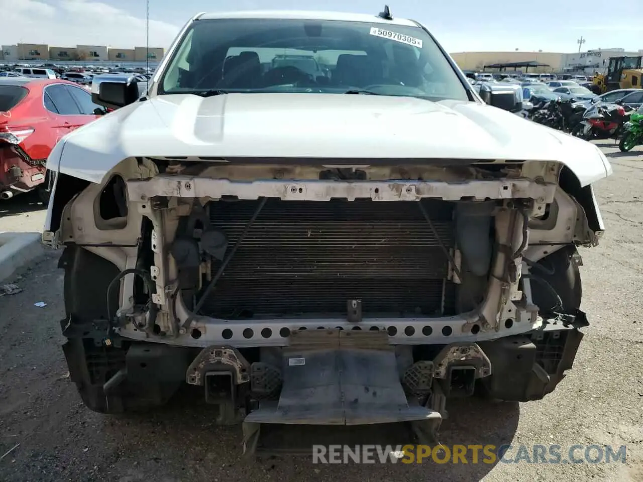 5 Photograph of a damaged car 3GTU8BED0LG323322 GMC SIERRA 2020