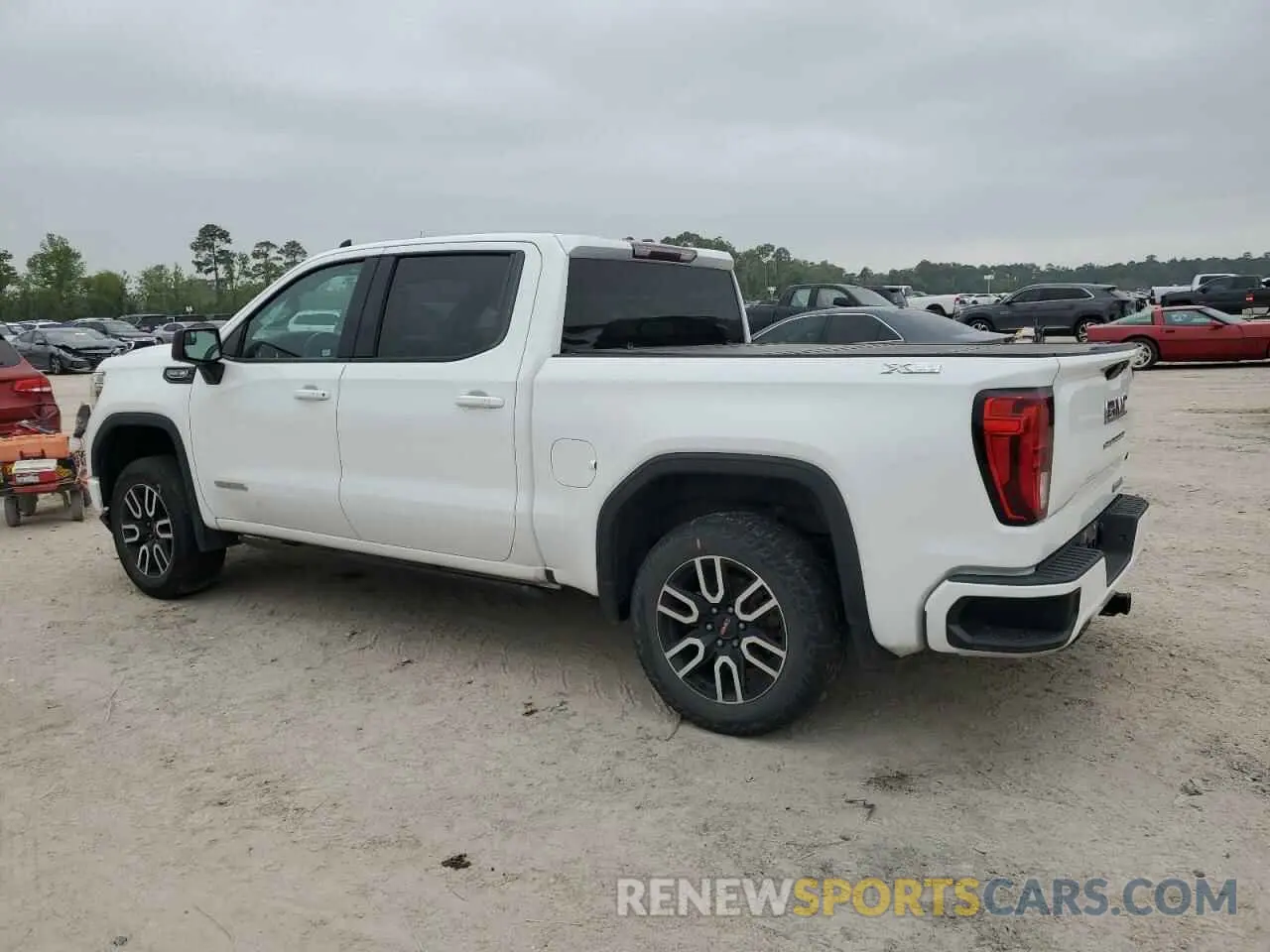 2 Photograph of a damaged car 3GTU9CED2LG145870 GMC SIERRA 2020