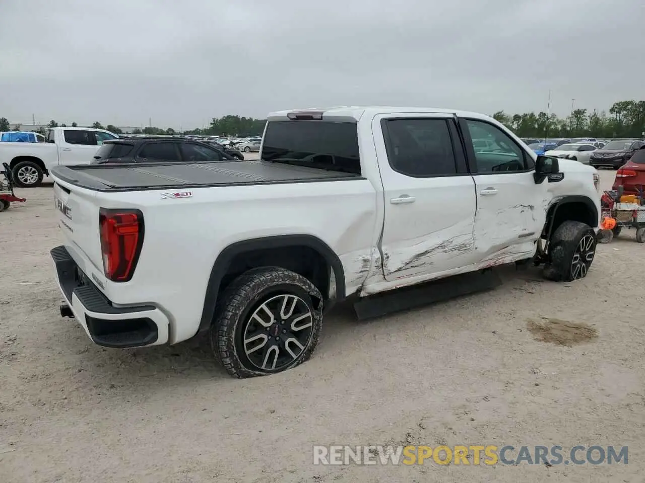 3 Photograph of a damaged car 3GTU9CED2LG145870 GMC SIERRA 2020