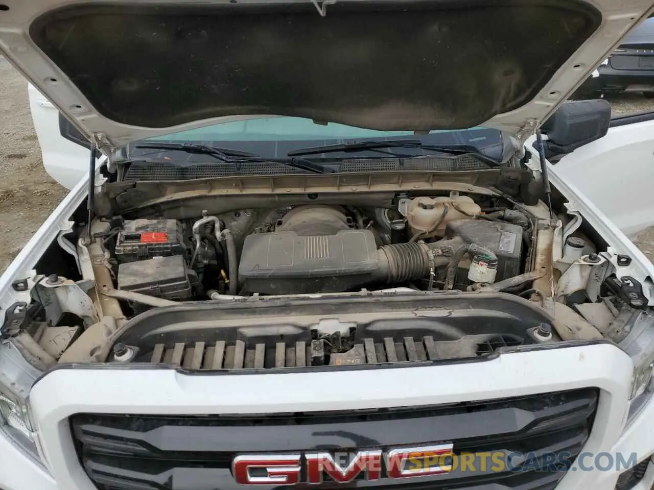 11 Photograph of a damaged car 3GTU9CED2LG445232 GMC SIERRA 2020