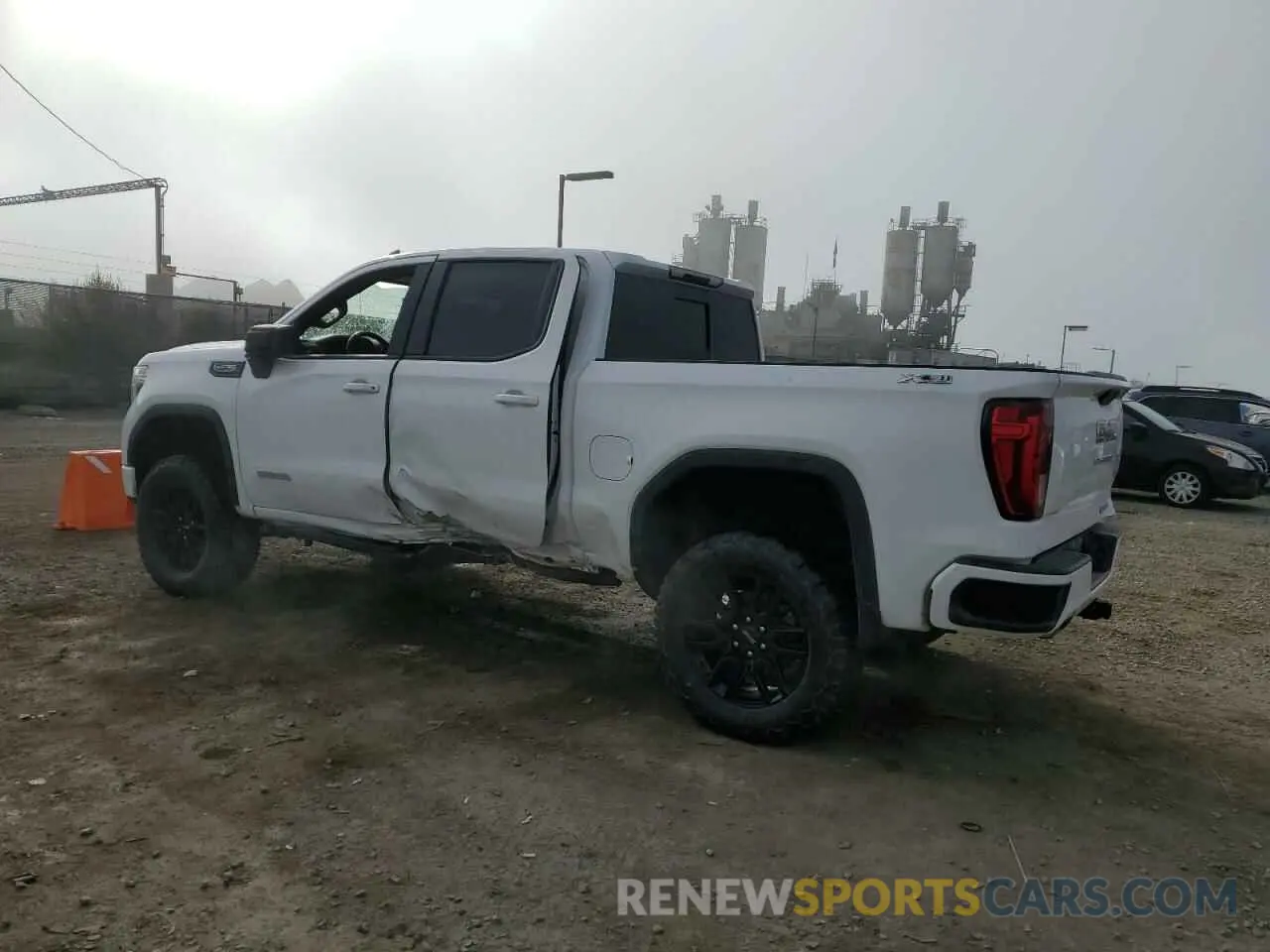2 Photograph of a damaged car 3GTU9CED2LG445232 GMC SIERRA 2020