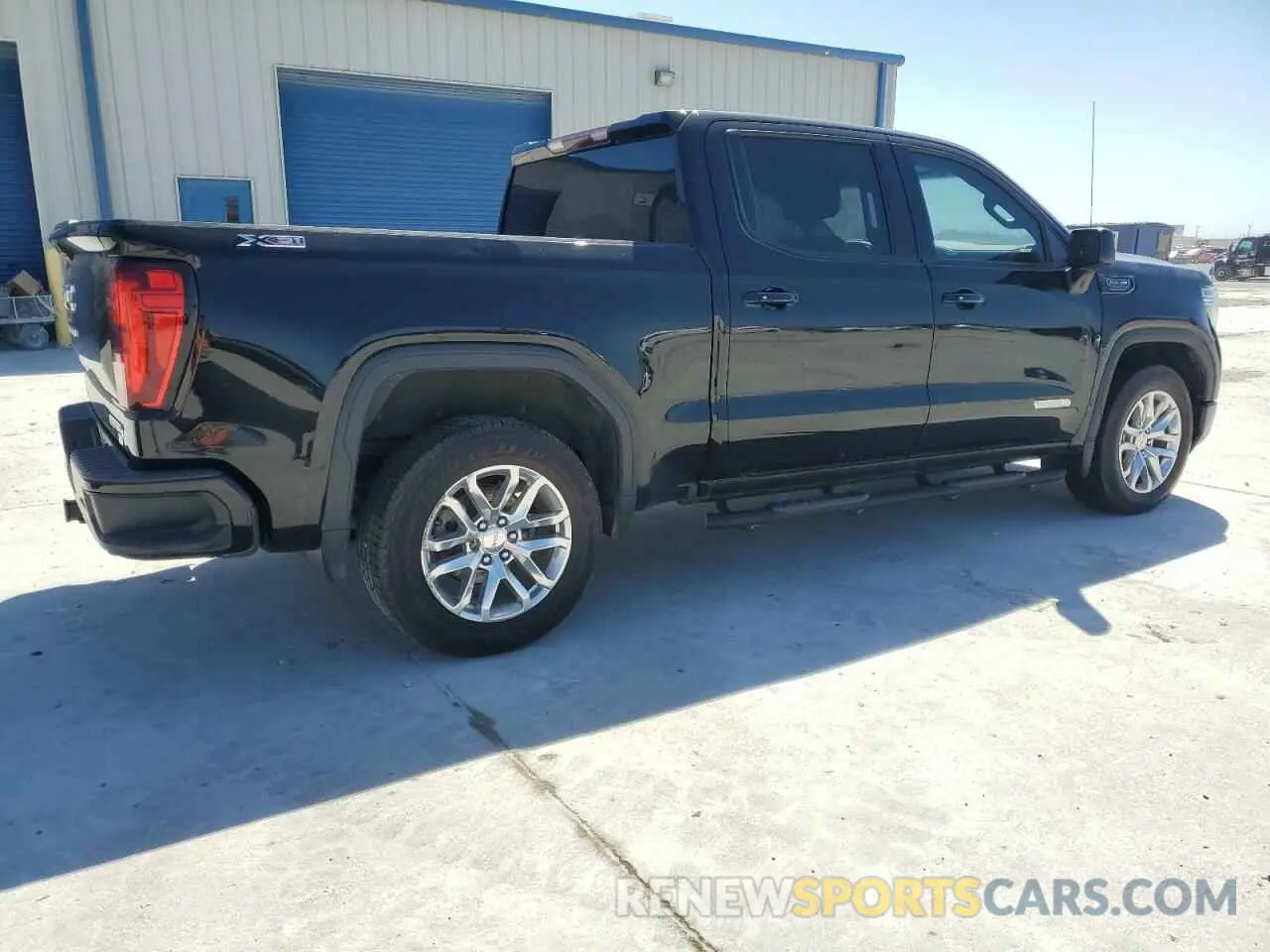 3 Photograph of a damaged car 3GTU9CED9LG329932 GMC SIERRA 2020