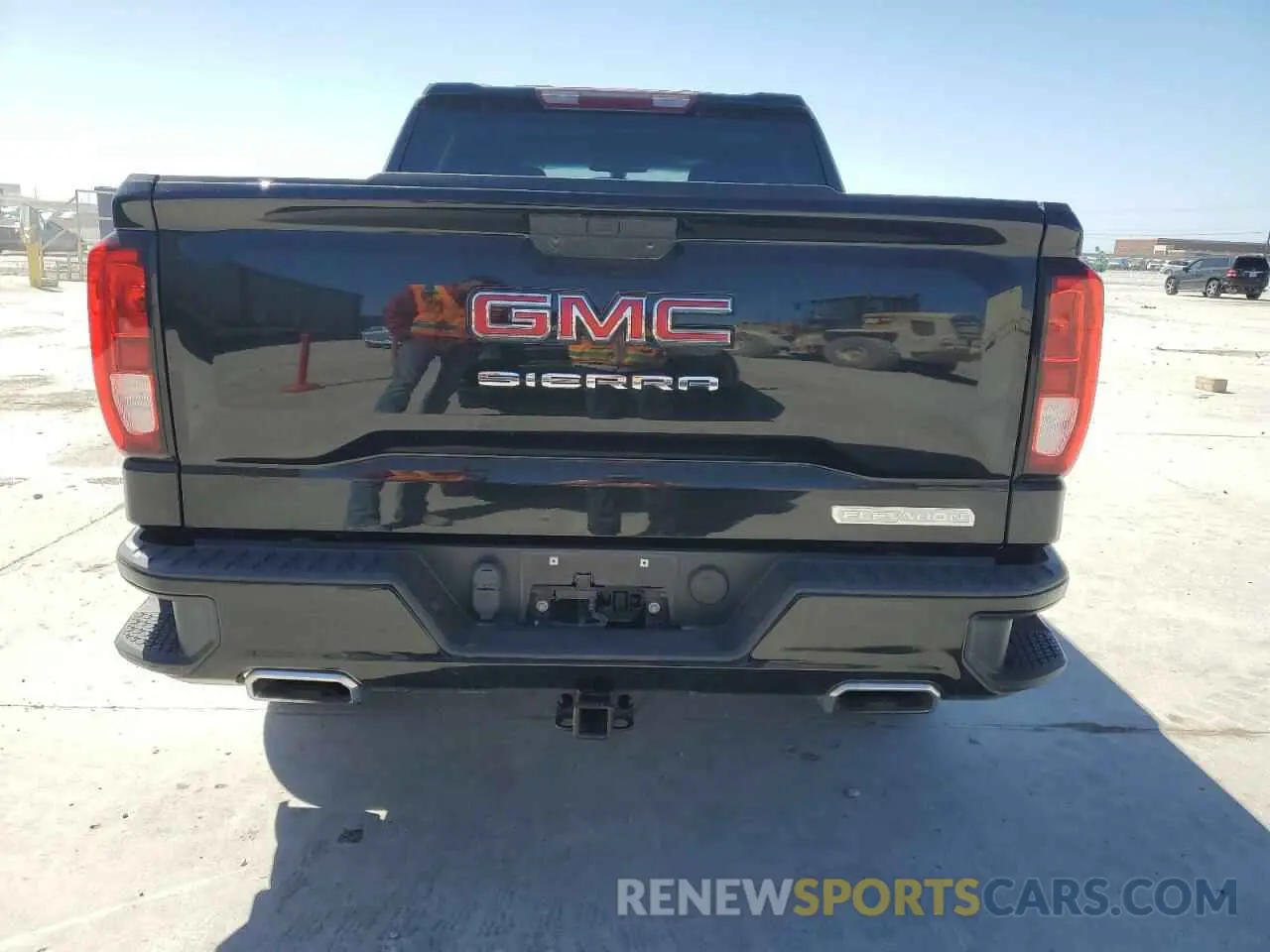 6 Photograph of a damaged car 3GTU9CED9LG329932 GMC SIERRA 2020