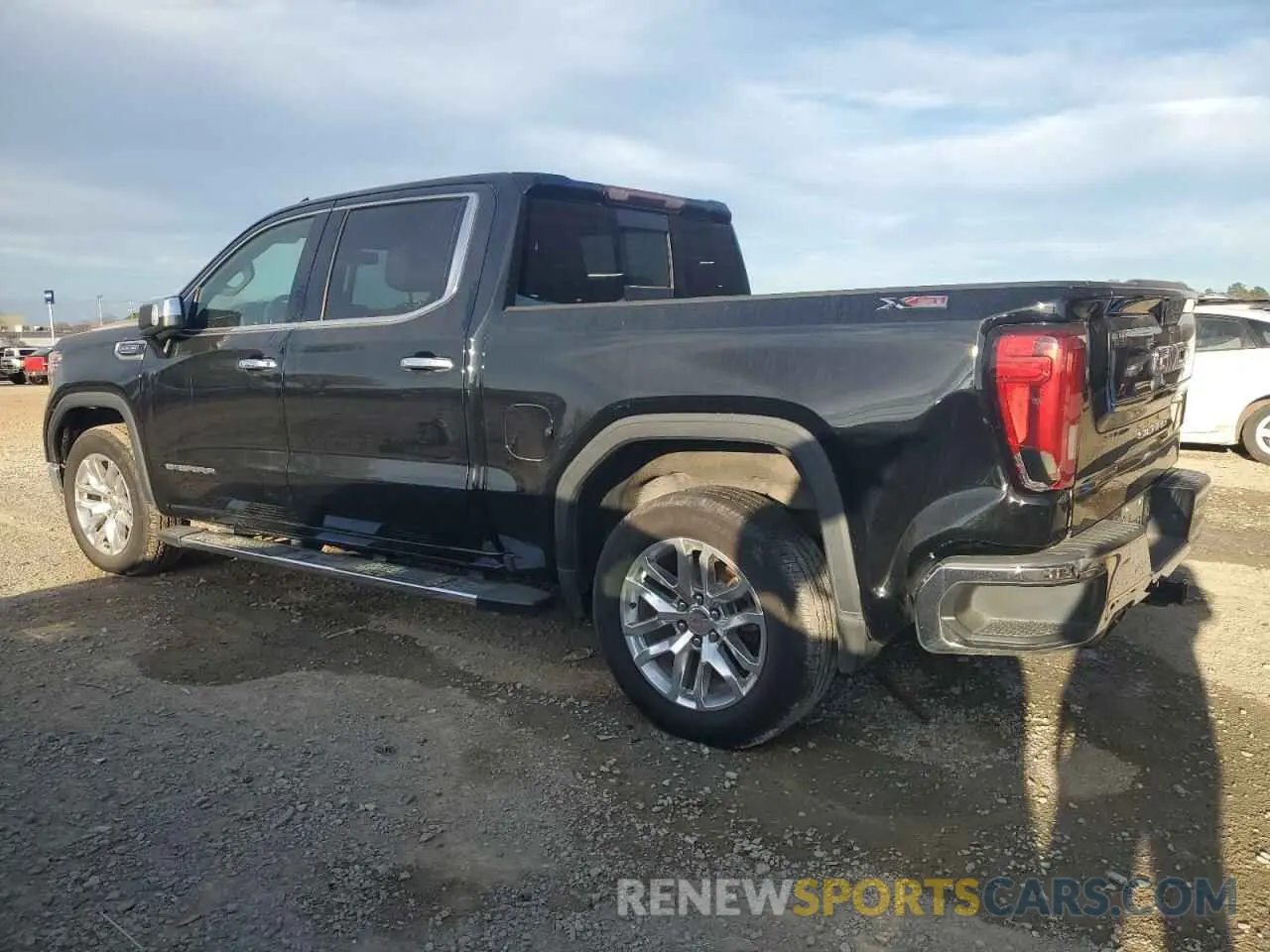 2 Photograph of a damaged car 3GTU9DED0LG335110 GMC SIERRA 2020
