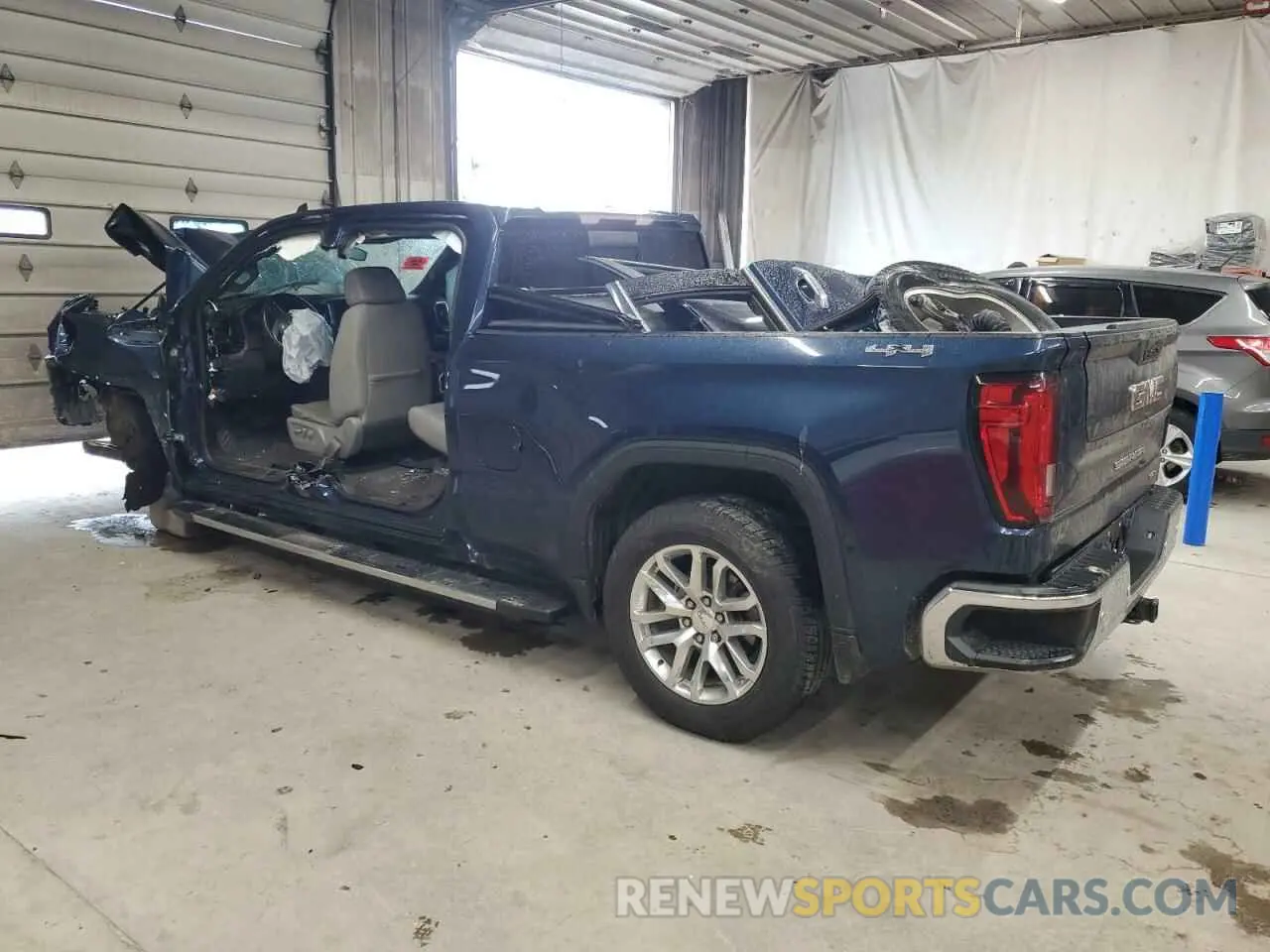 2 Photograph of a damaged car 3GTU9DED2LG111014 GMC SIERRA 2020