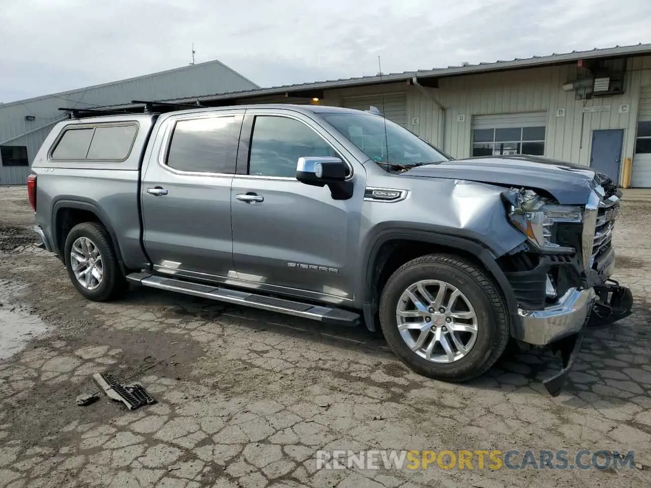 4 Photograph of a damaged car 3GTU9DED3LG331911 GMC SIERRA 2020