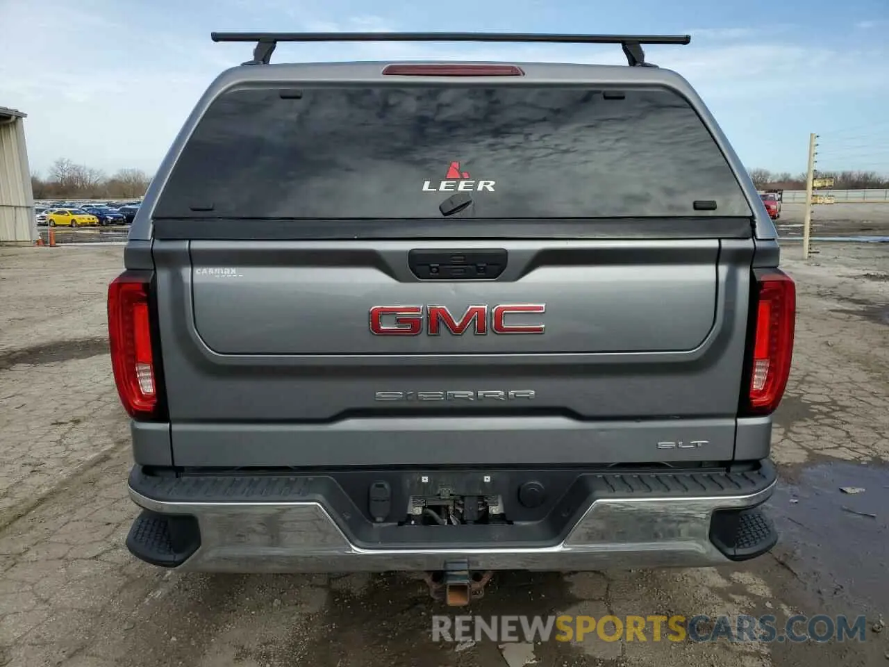6 Photograph of a damaged car 3GTU9DED3LG331911 GMC SIERRA 2020
