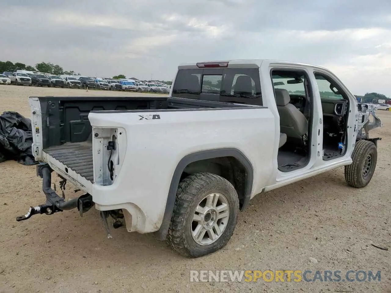 3 Photograph of a damaged car 3GTU9DED5LG327276 GMC SIERRA 2020