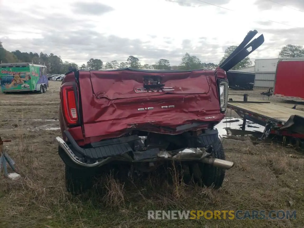 6 Photograph of a damaged car 3GTU9DED9LG210008 GMC SIERRA 2020