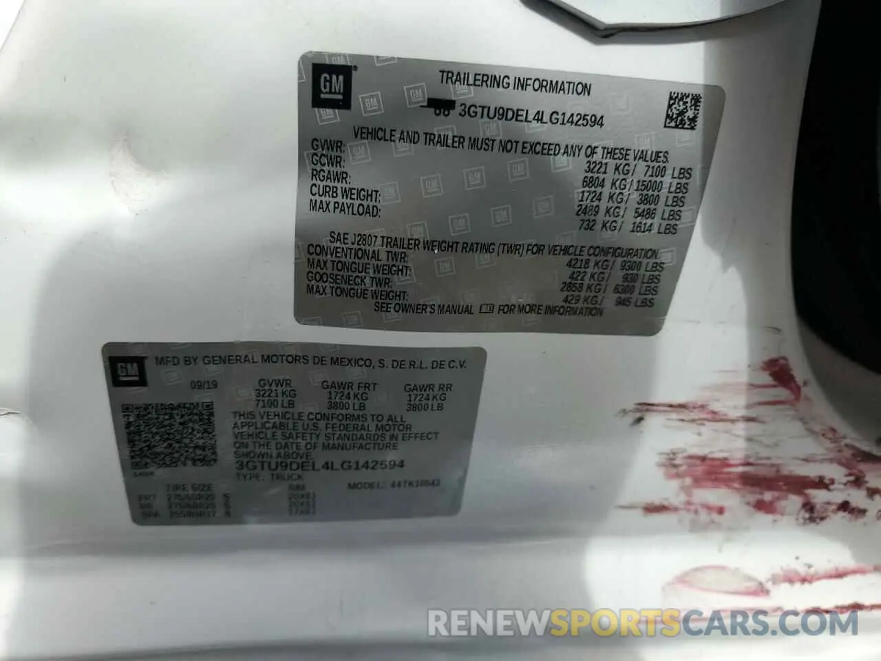 12 Photograph of a damaged car 3GTU9DEL4LG142594 GMC SIERRA 2020