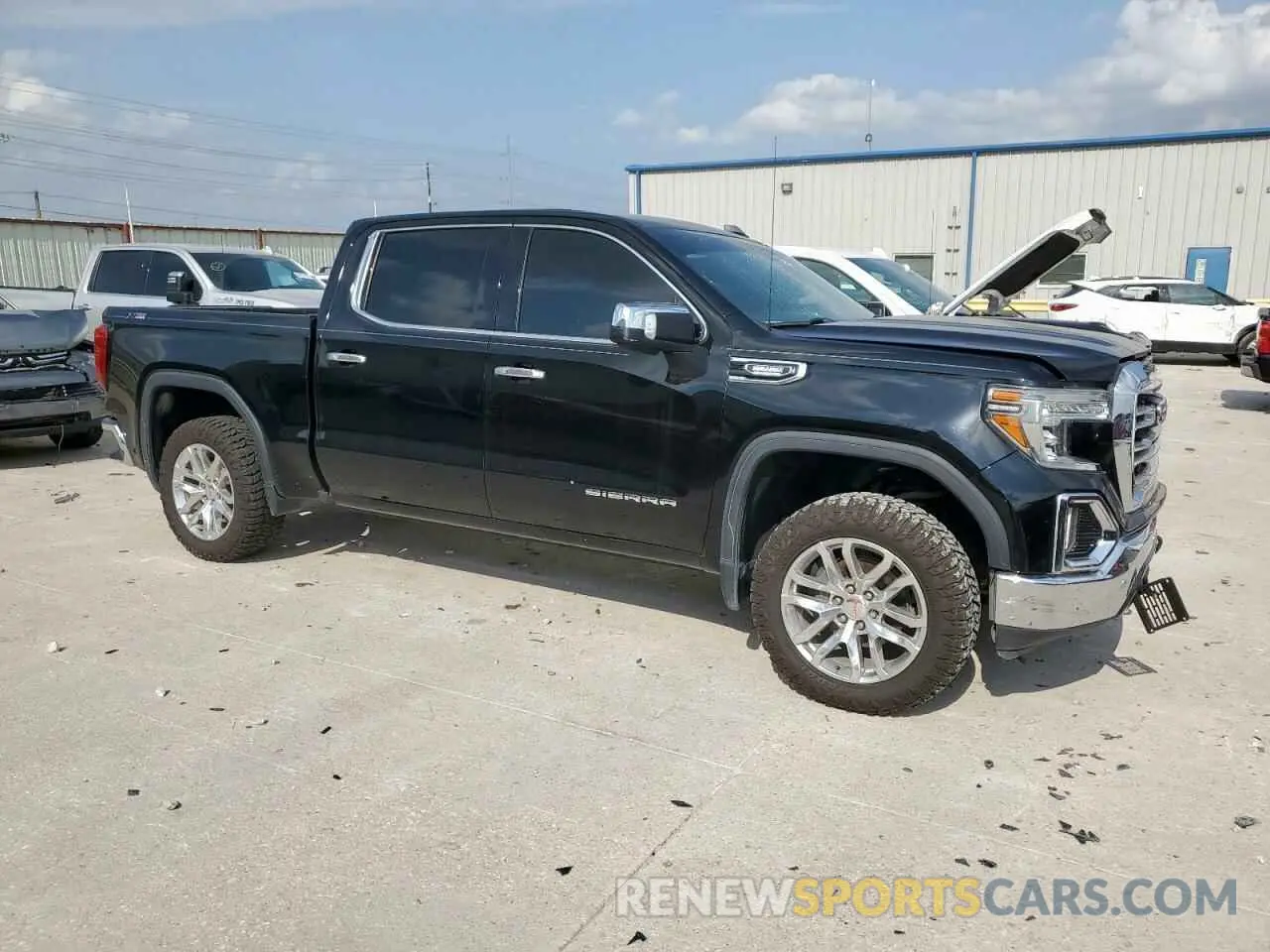 4 Photograph of a damaged car 3GTU9DET8LG286472 GMC SIERRA 2020