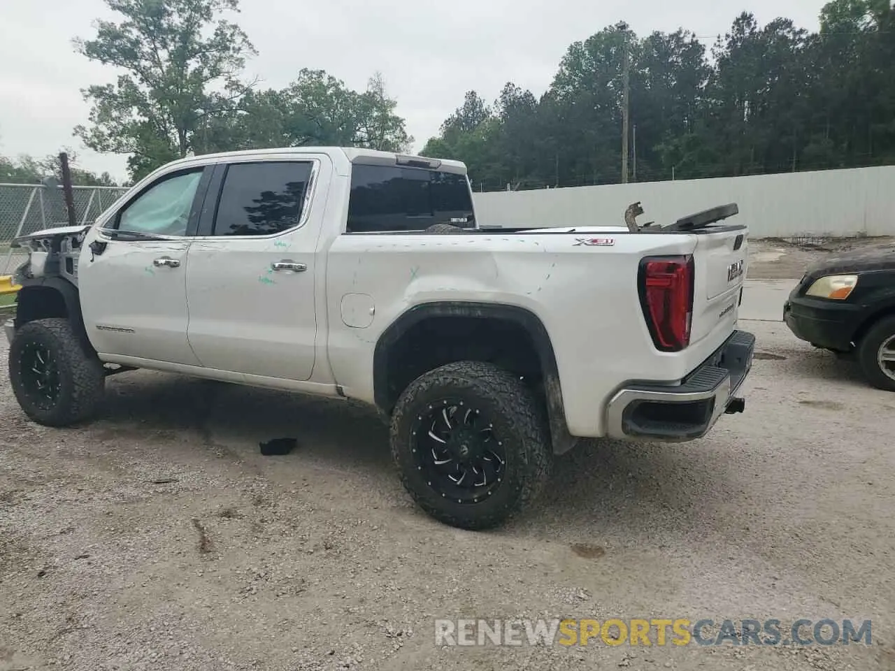 2 Photograph of a damaged car 3GTU9DETXLG278759 GMC SIERRA 2020