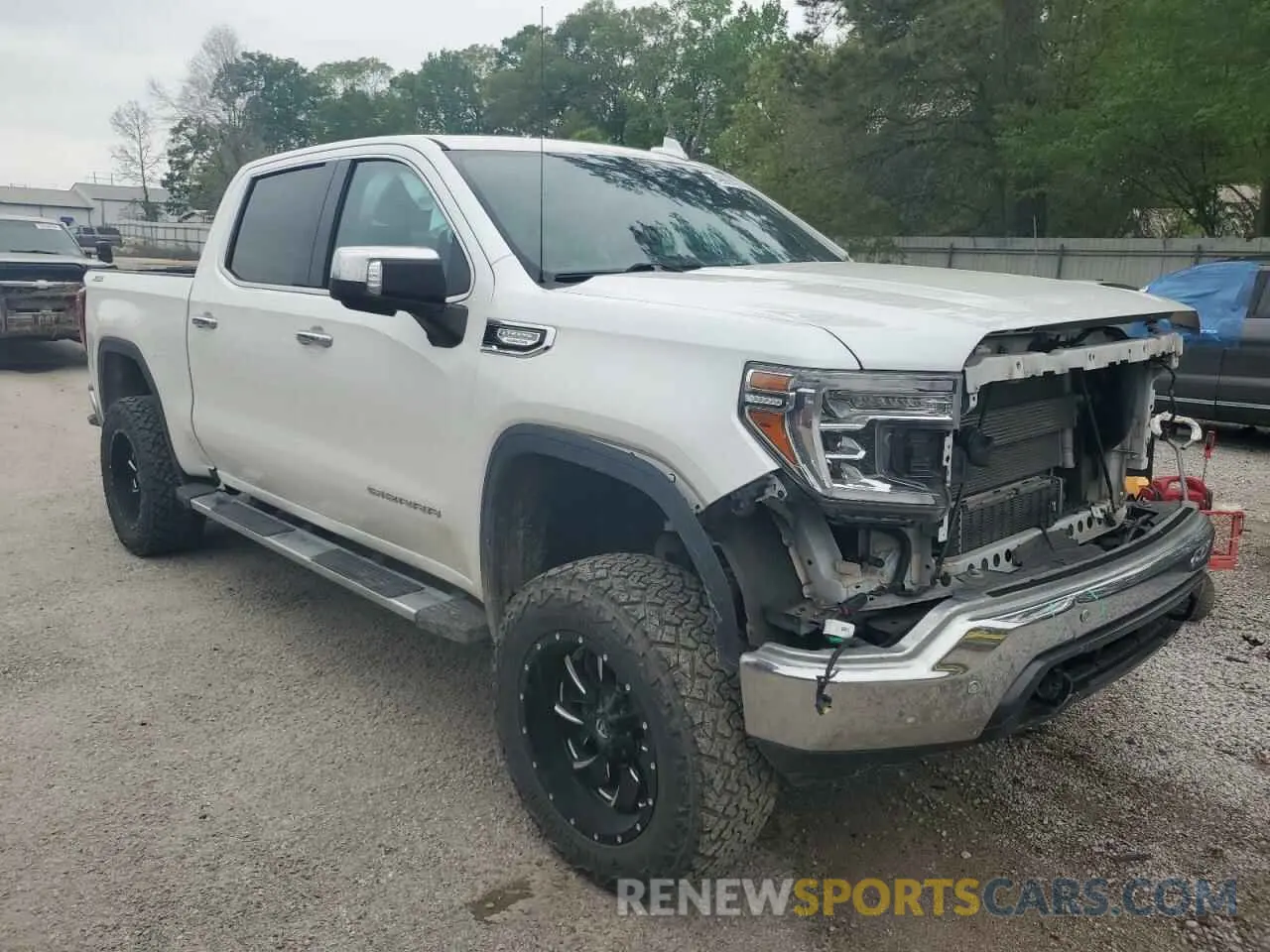 4 Photograph of a damaged car 3GTU9DETXLG278759 GMC SIERRA 2020