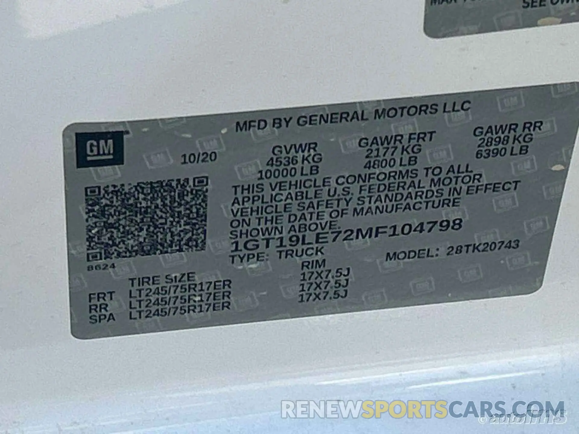 9 Photograph of a damaged car 1GT19LE72MF104798 GMC SIERRA 2021