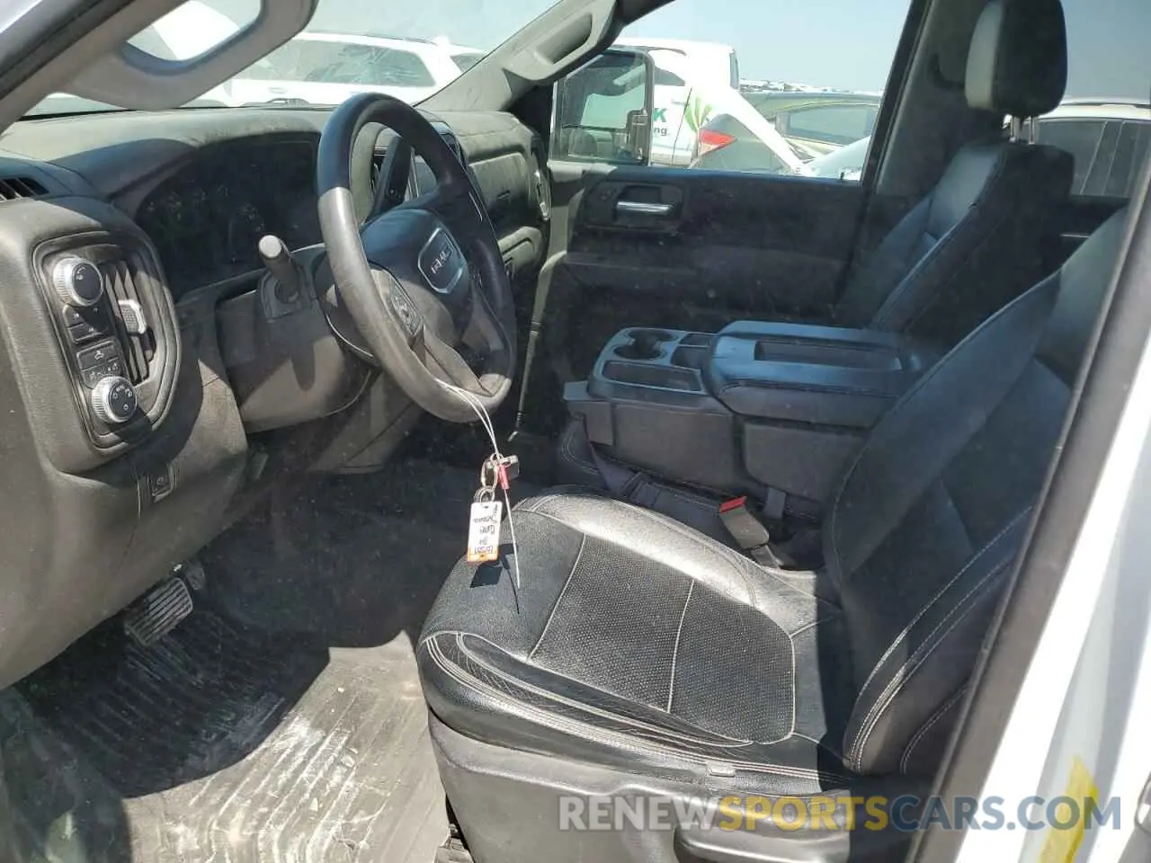 7 Photograph of a damaged car 1GT49LE71MF206347 GMC SIERRA 2021
