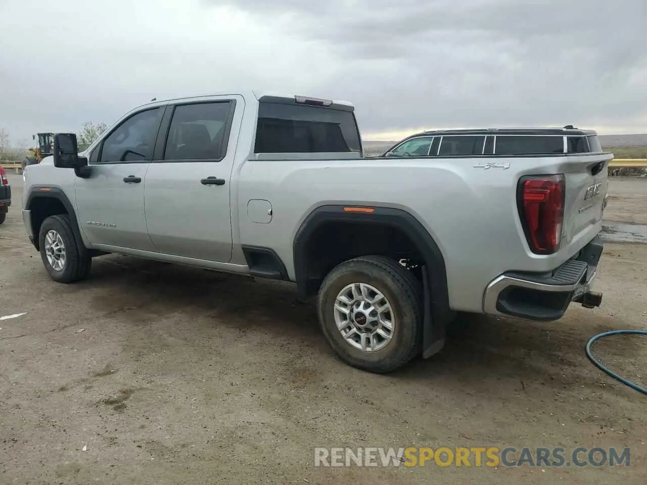 2 Photograph of a damaged car 1GT49LEY2MF204793 GMC SIERRA 2021