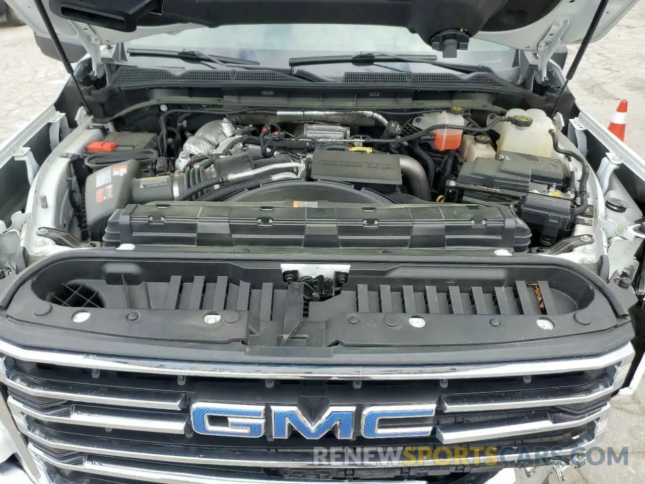 11 Photograph of a damaged car 1GT49NEY8MF114012 GMC SIERRA 2021