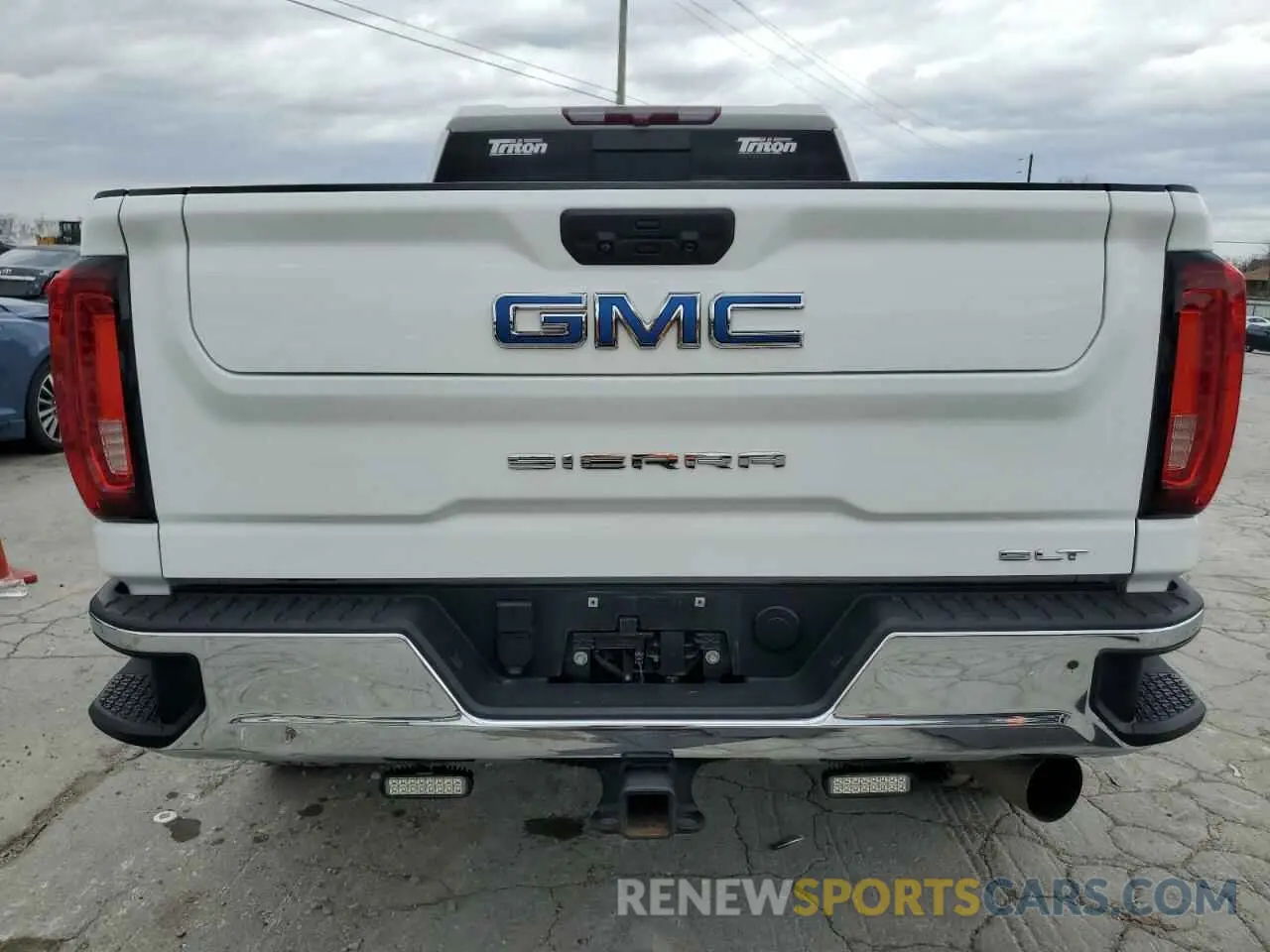 6 Photograph of a damaged car 1GT49NEY8MF114012 GMC SIERRA 2021