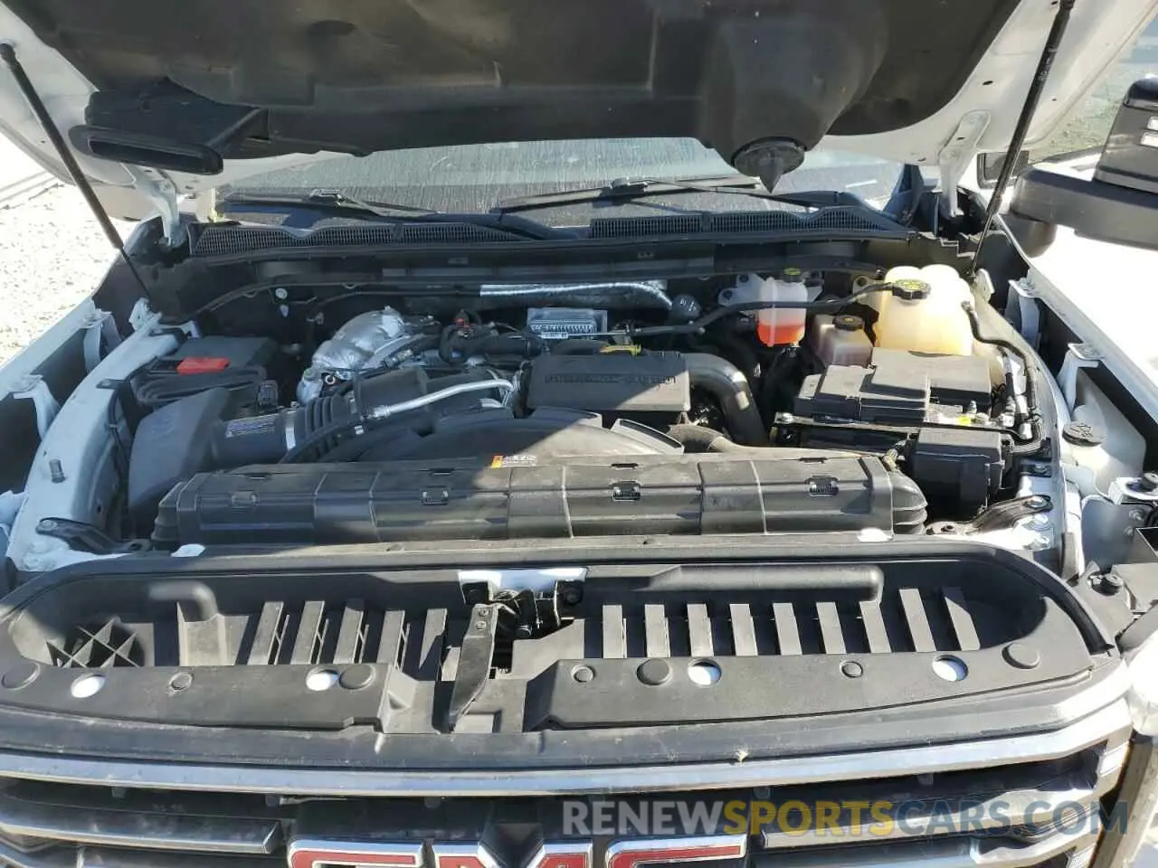 11 Photograph of a damaged car 1GT49PEY5MF142619 GMC SIERRA 2021
