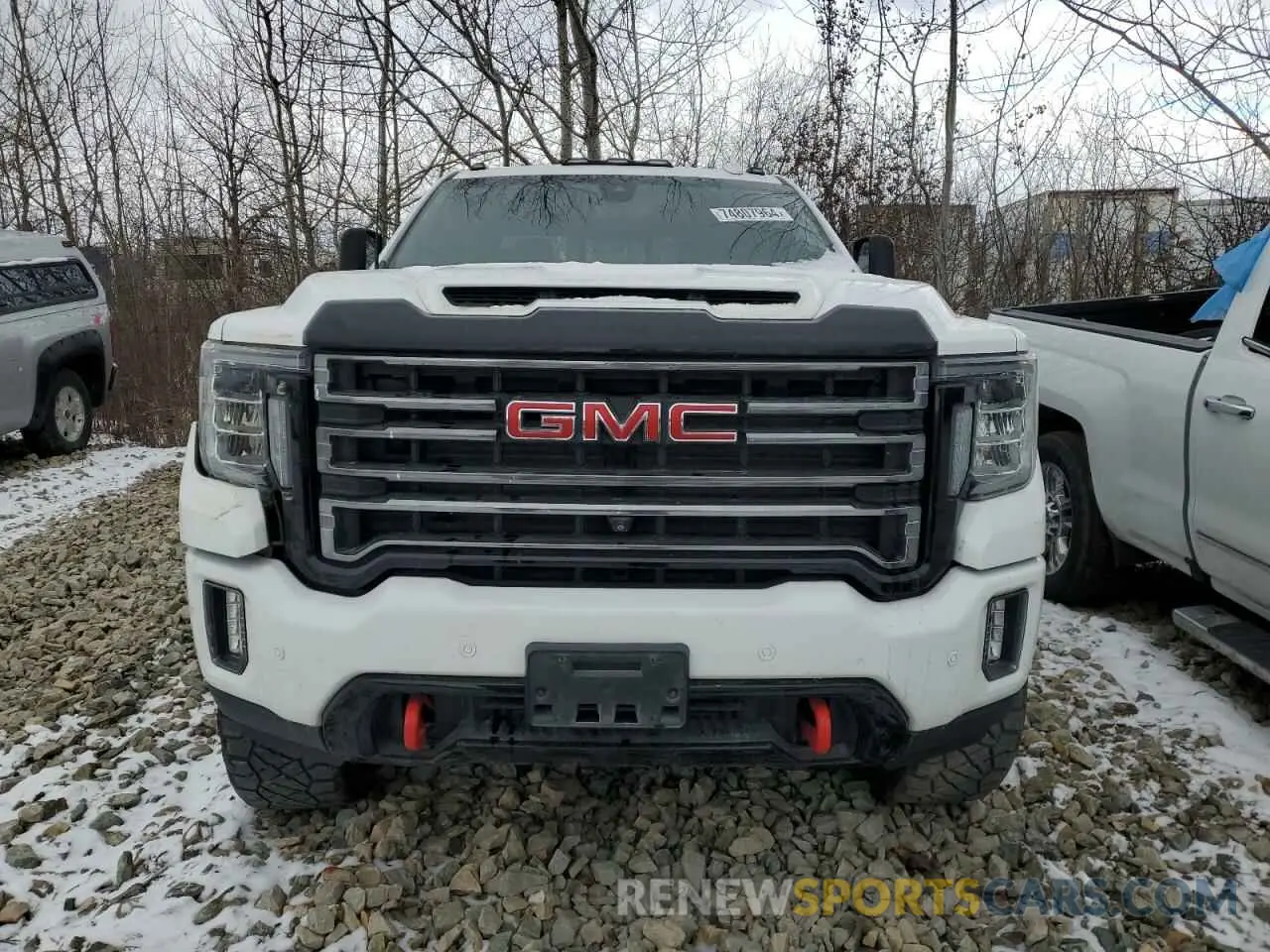 5 Photograph of a damaged car 1GT49PEY5MF142619 GMC SIERRA 2021
