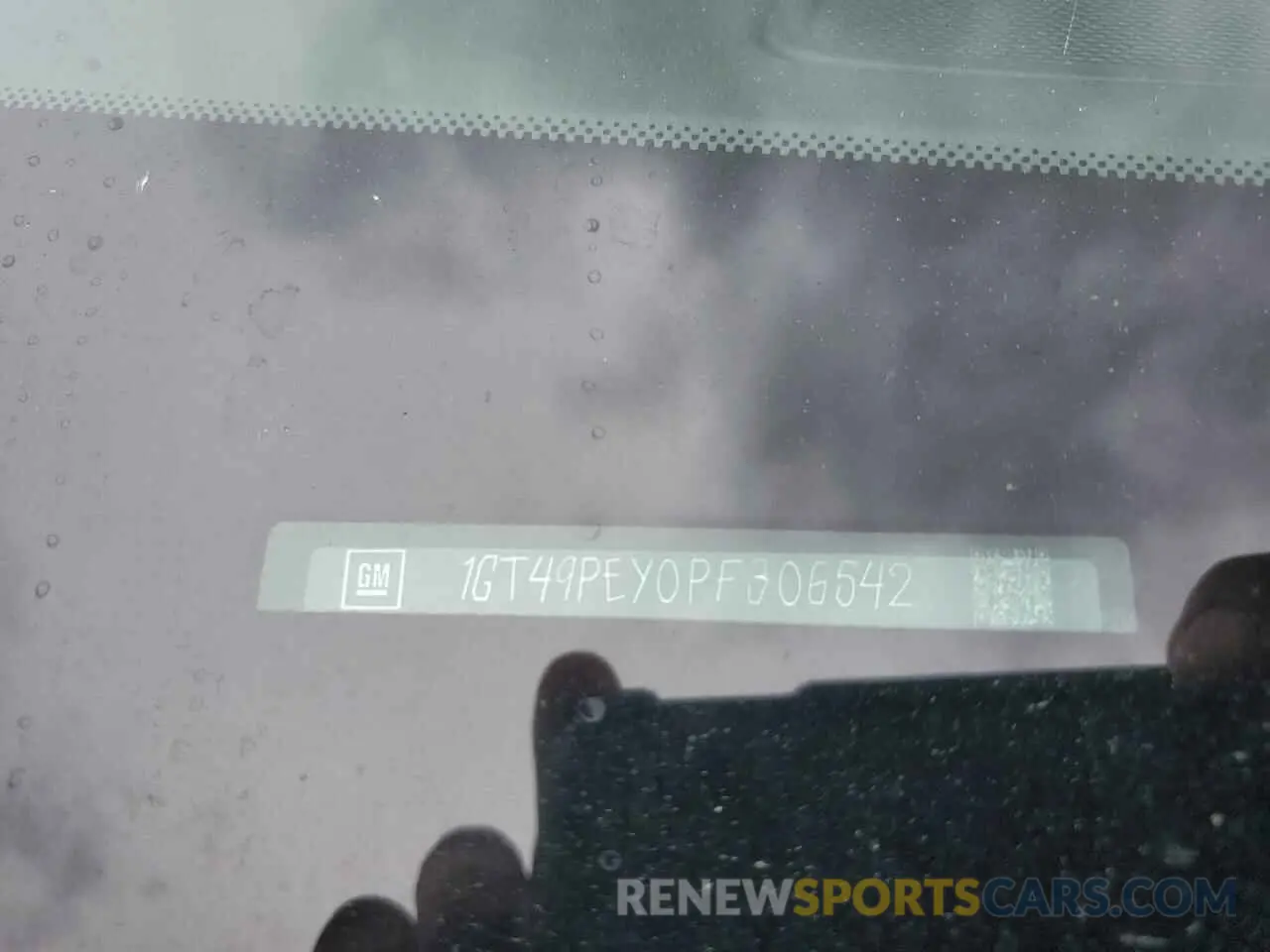 15 Photograph of a damaged car 1GT49PEY5MF319783 GMC SIERRA 2021