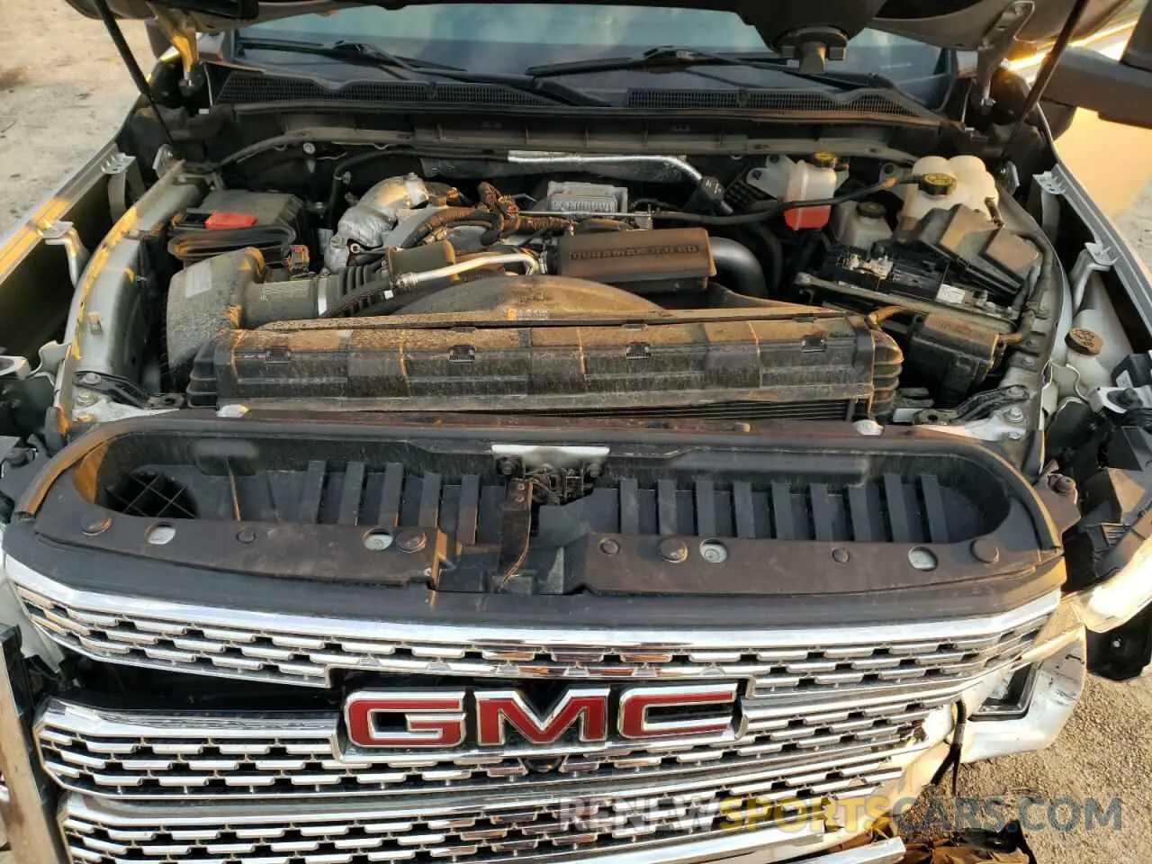 13 Photograph of a damaged car 1GT49REY4MF171024 GMC SIERRA 2021