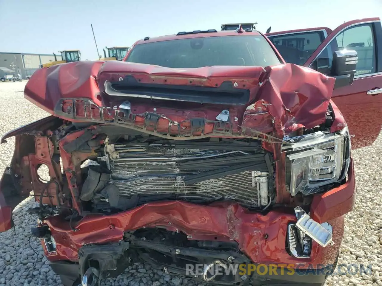 13 Photograph of a damaged car 1GT49REY5MF313266 GMC SIERRA 2021