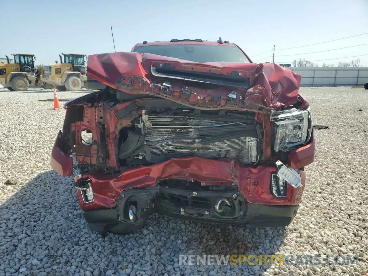 5 Photograph of a damaged car 1GT49REY5MF313266 GMC SIERRA 2021
